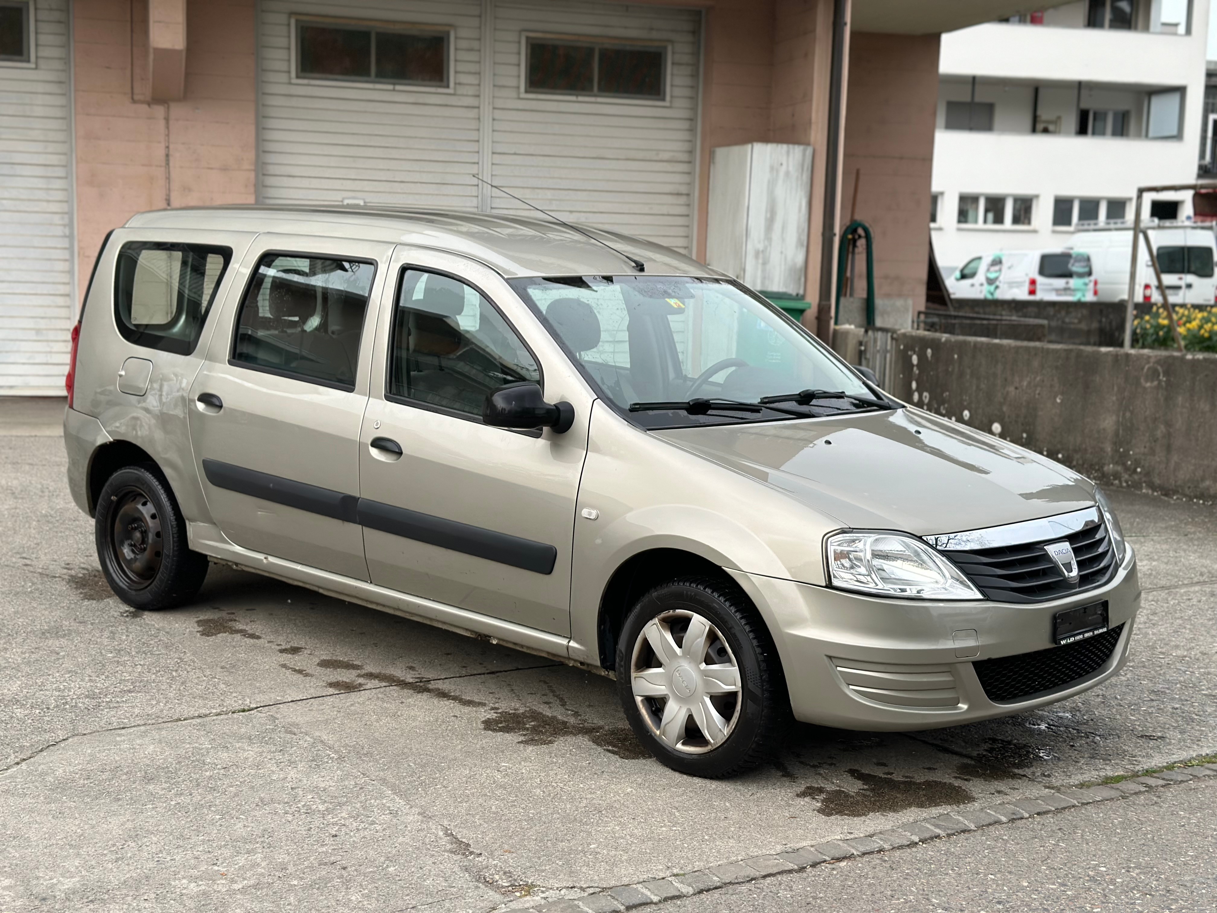 DACIA Logan 1.6