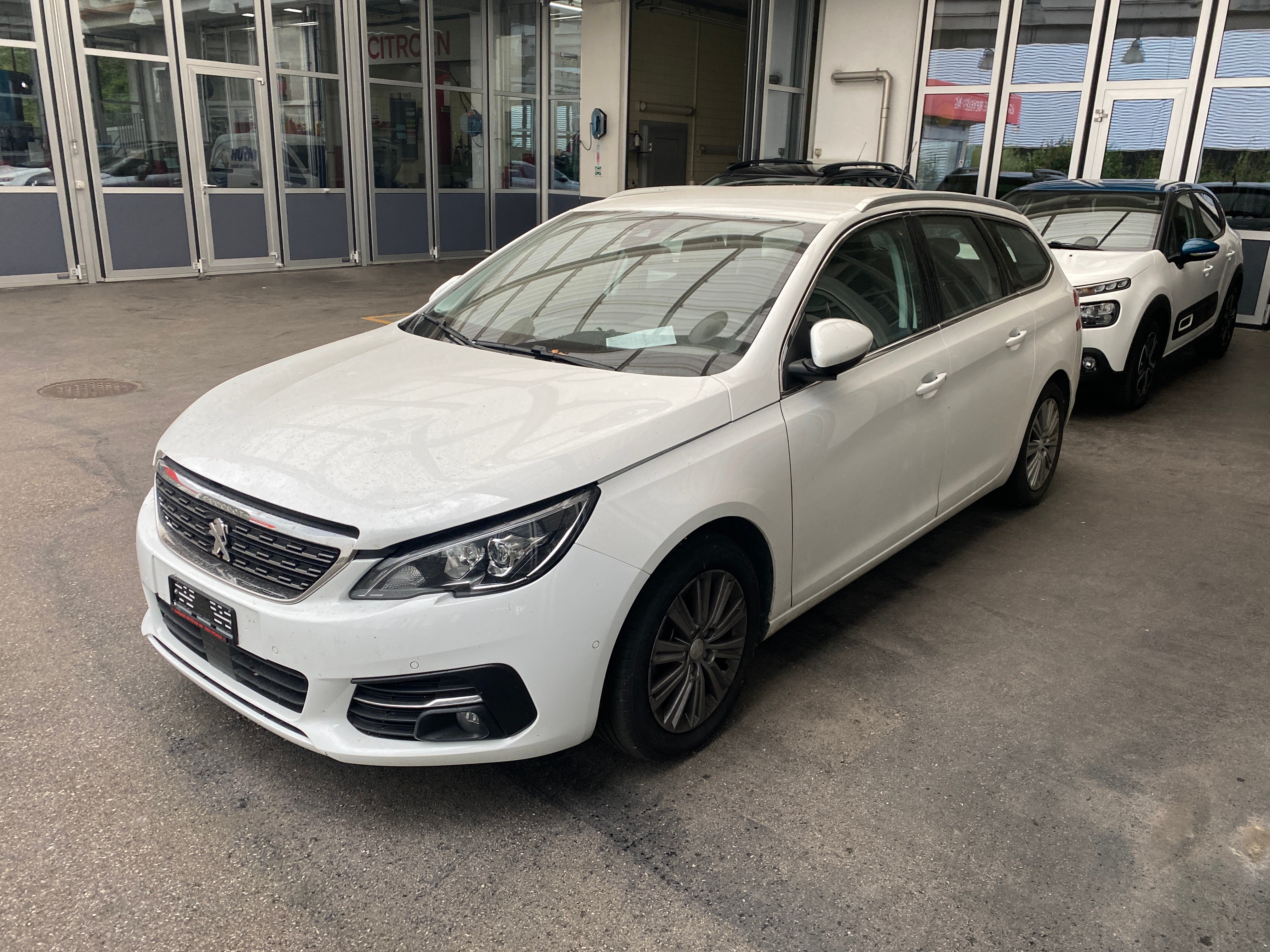 PEUGEOT 308 SW 1.2 Pure Tech Style