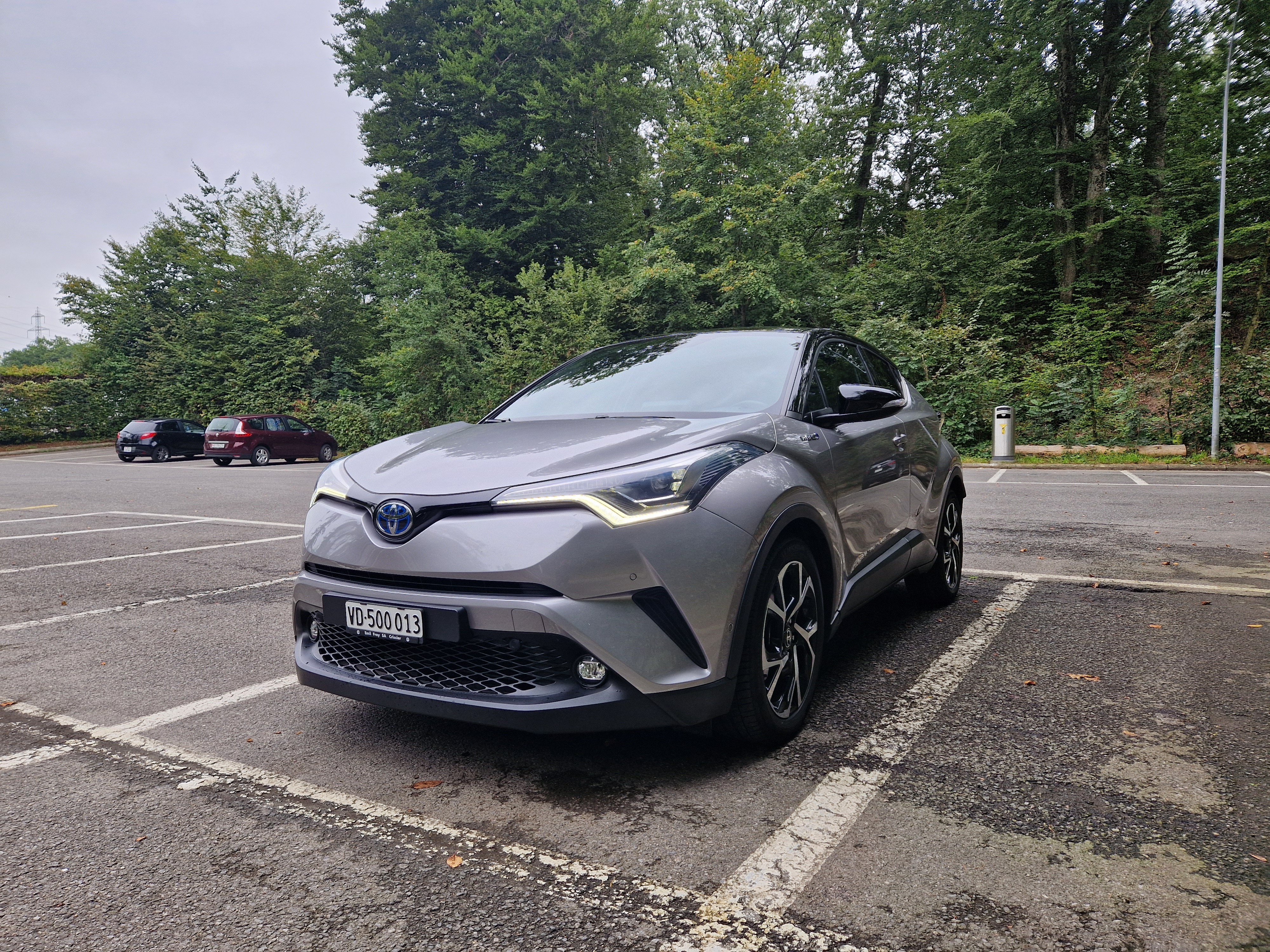 TOYOTA C-HR 1.8 HSD Style CVT