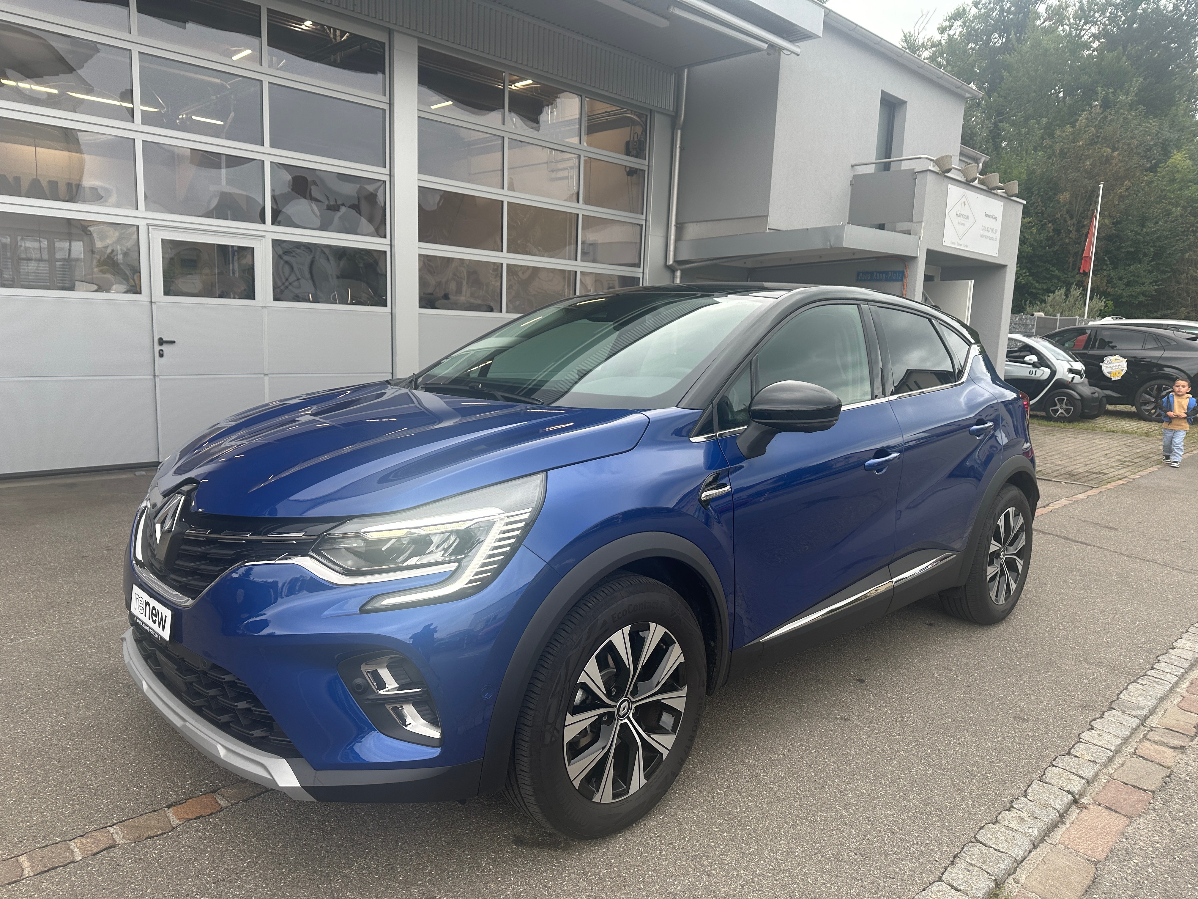 RENAULT Captur 1.6 E-Tech techno