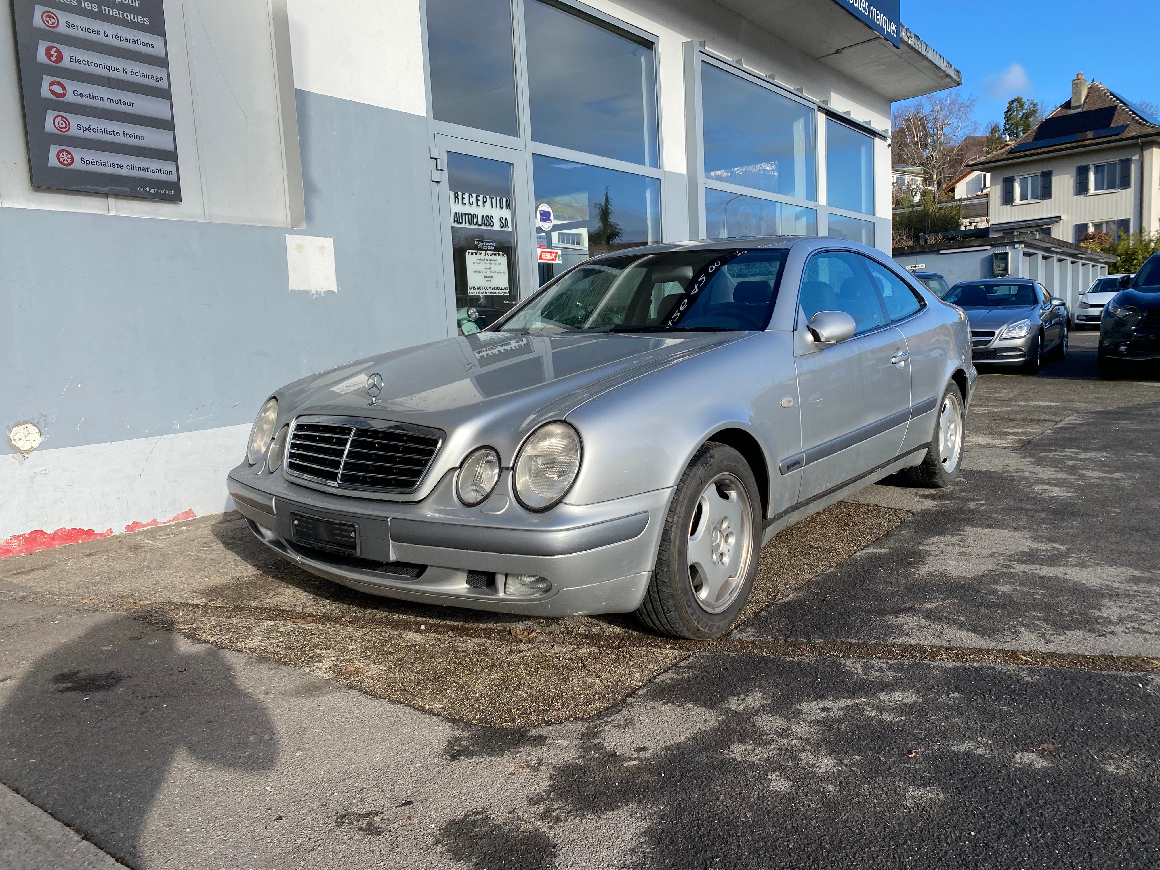 MERCEDES-BENZ CLK 320 Elégance Automatic