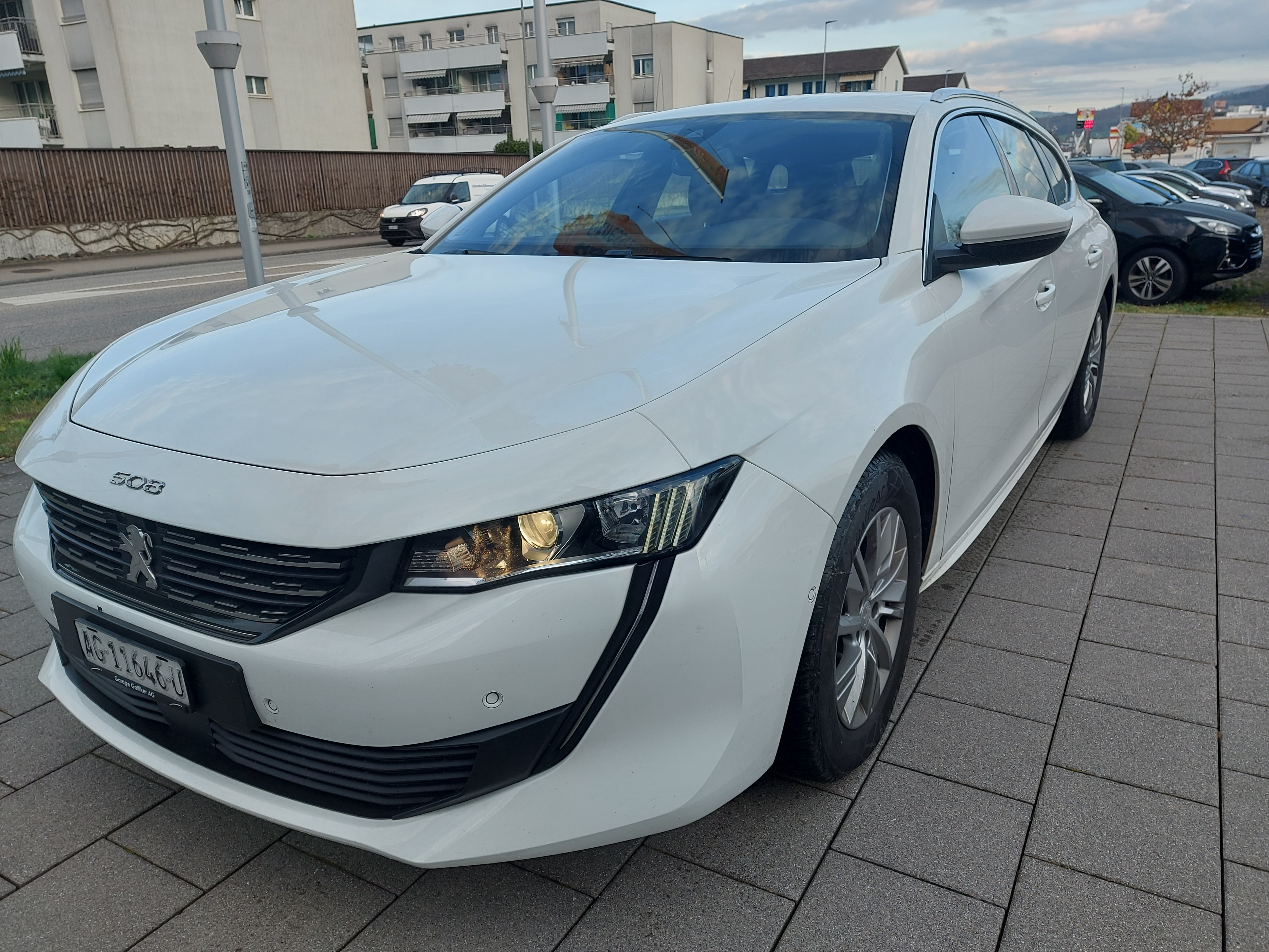 PEUGEOT 508 SW 1.5 Blue HDI Allure EAT8