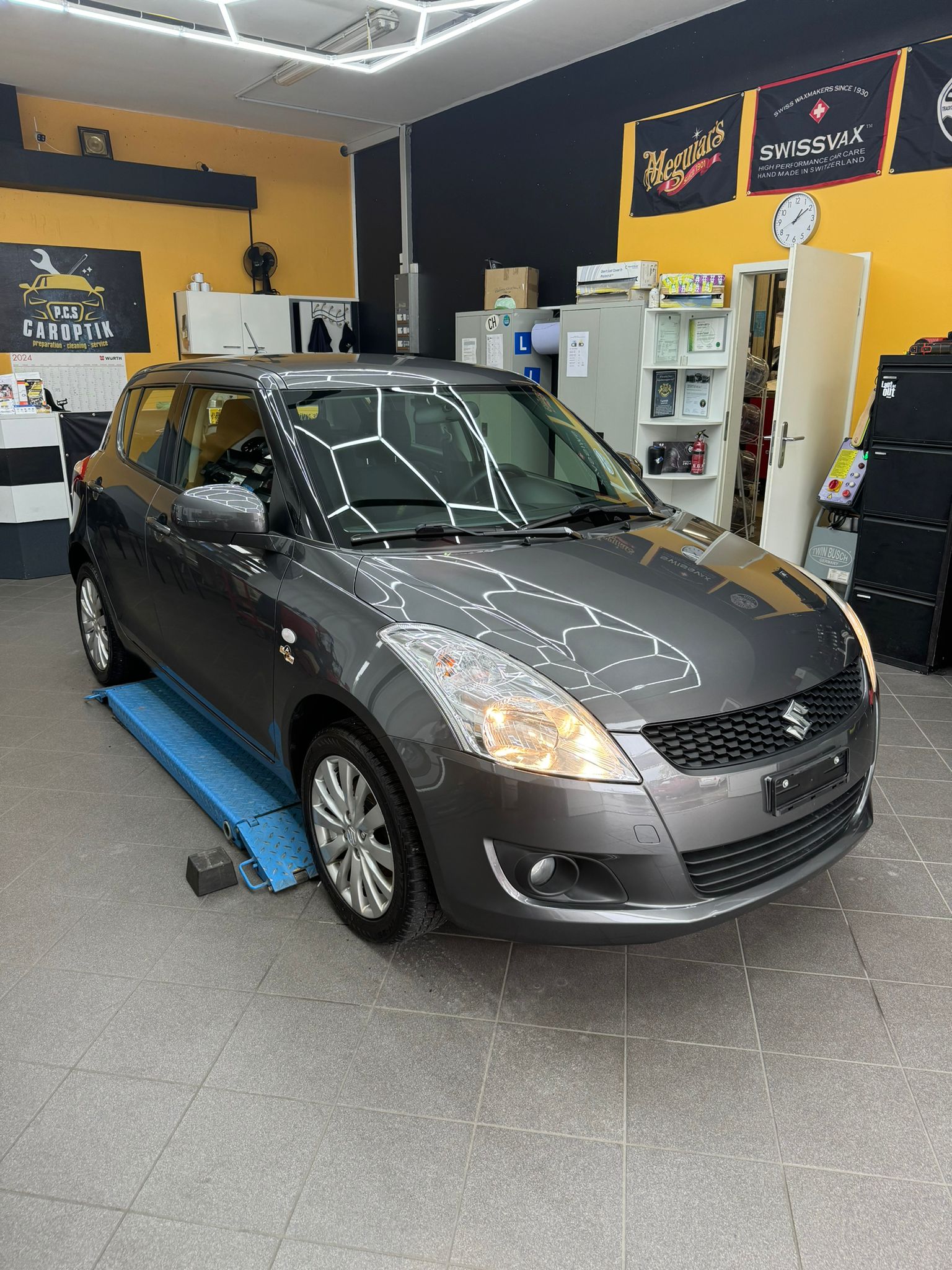 SUZUKI Swift 1.2i 16V GL 4x4