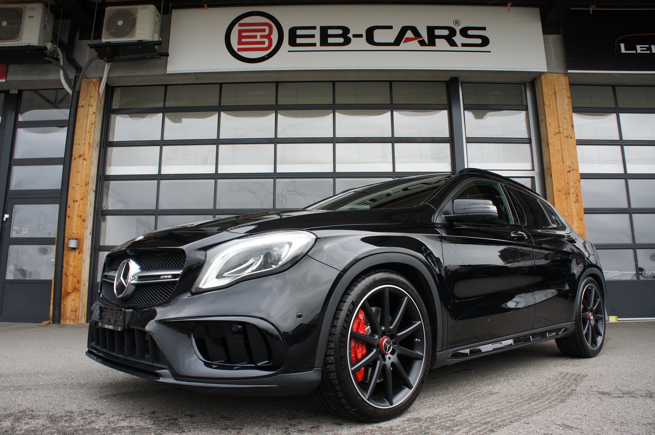 MERCEDES-BENZ GLA 45 AMG 4Matic 7G-DCT