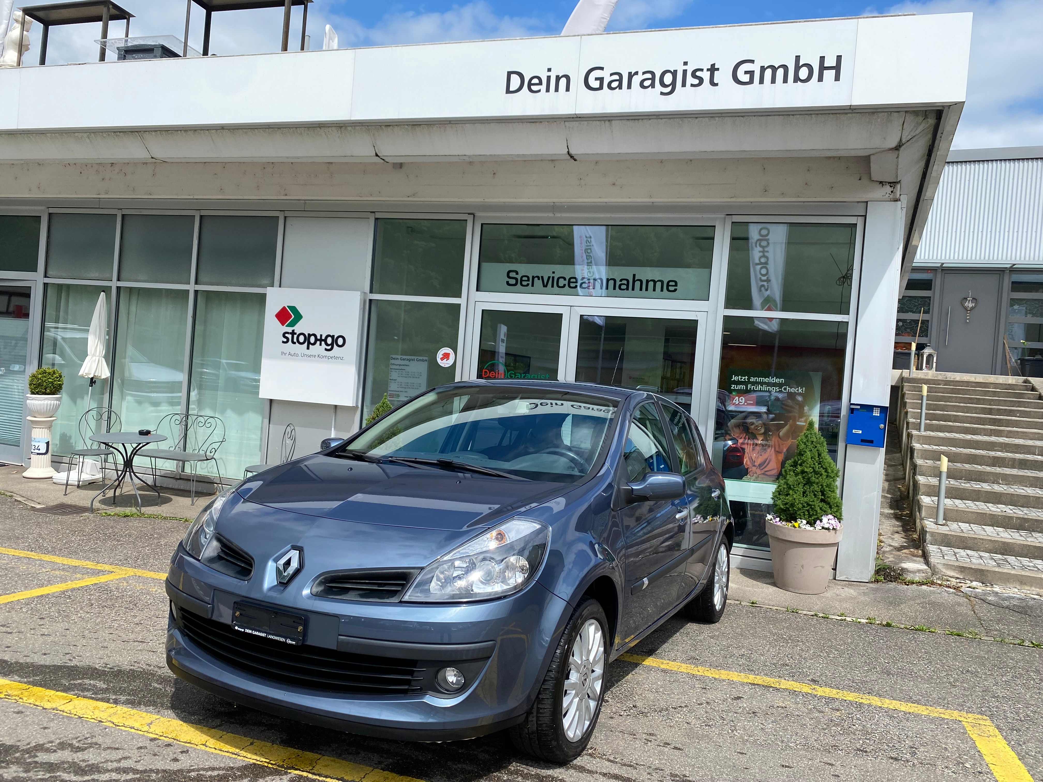 RENAULT Clio 1.6 16V Privilège