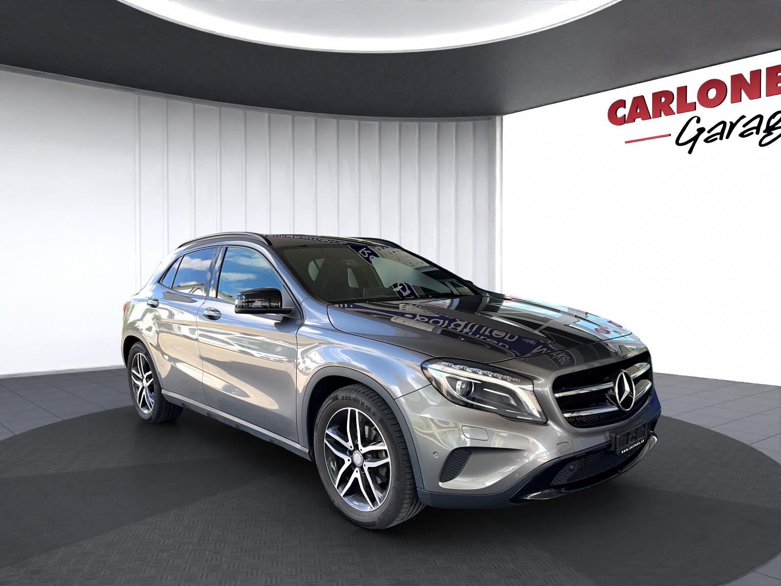 MERCEDES-BENZ GLA 200 Urban