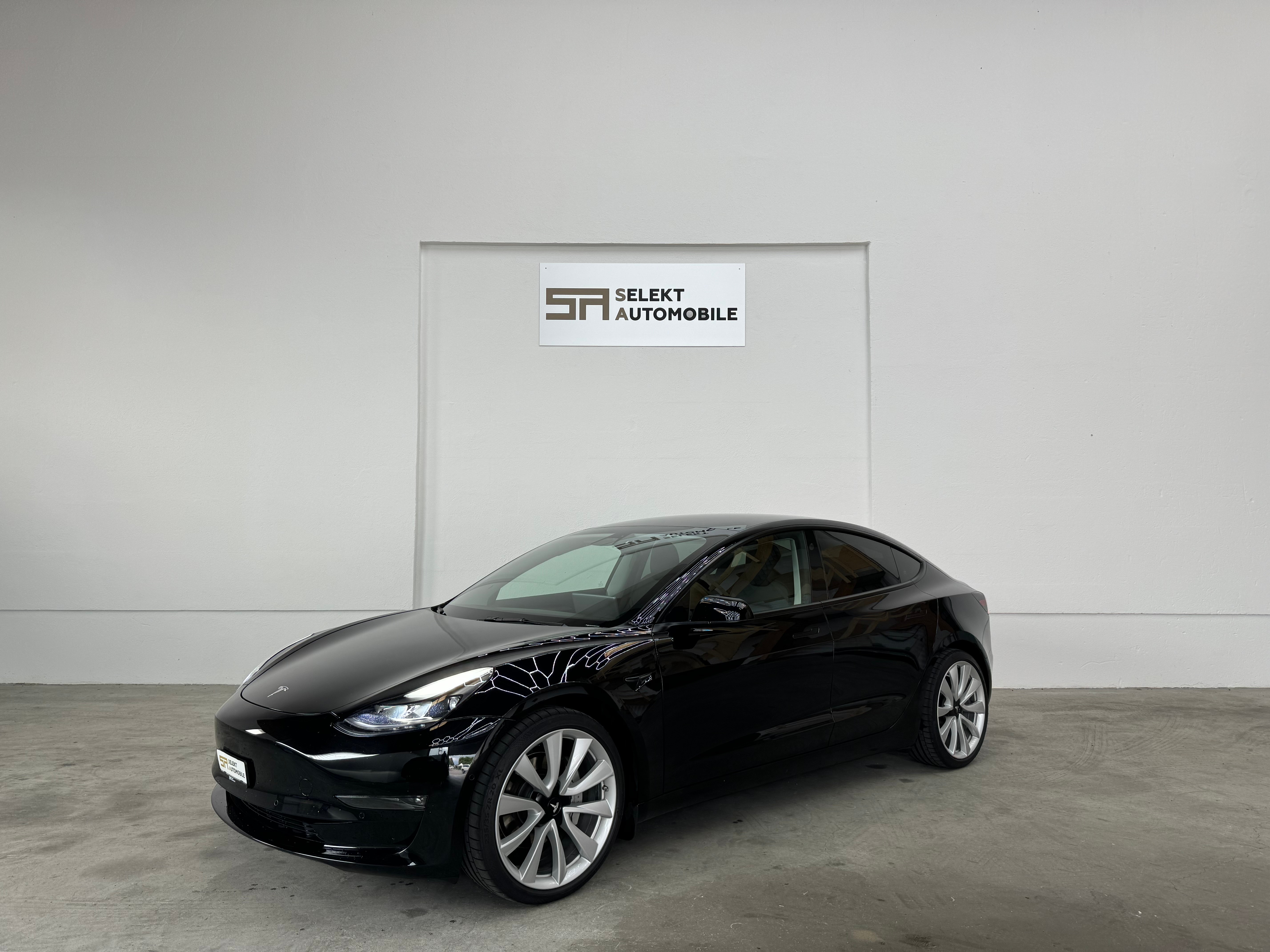 TESLA Model 3 Long Range Facelift Dual Motor AWD