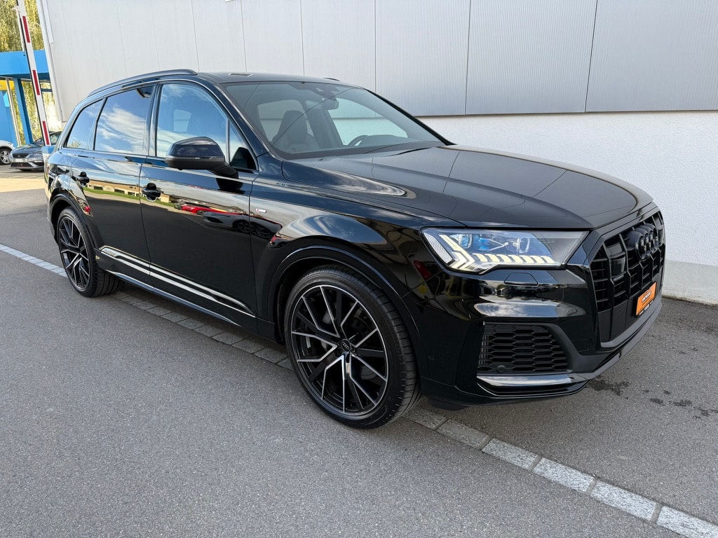 AUDI Q7 55 TFSI S Line qu*S-Sportsitze PLUS/7-Plätzer/Optikpaket schwarz PLUS/Matrix/Allradlenkung*