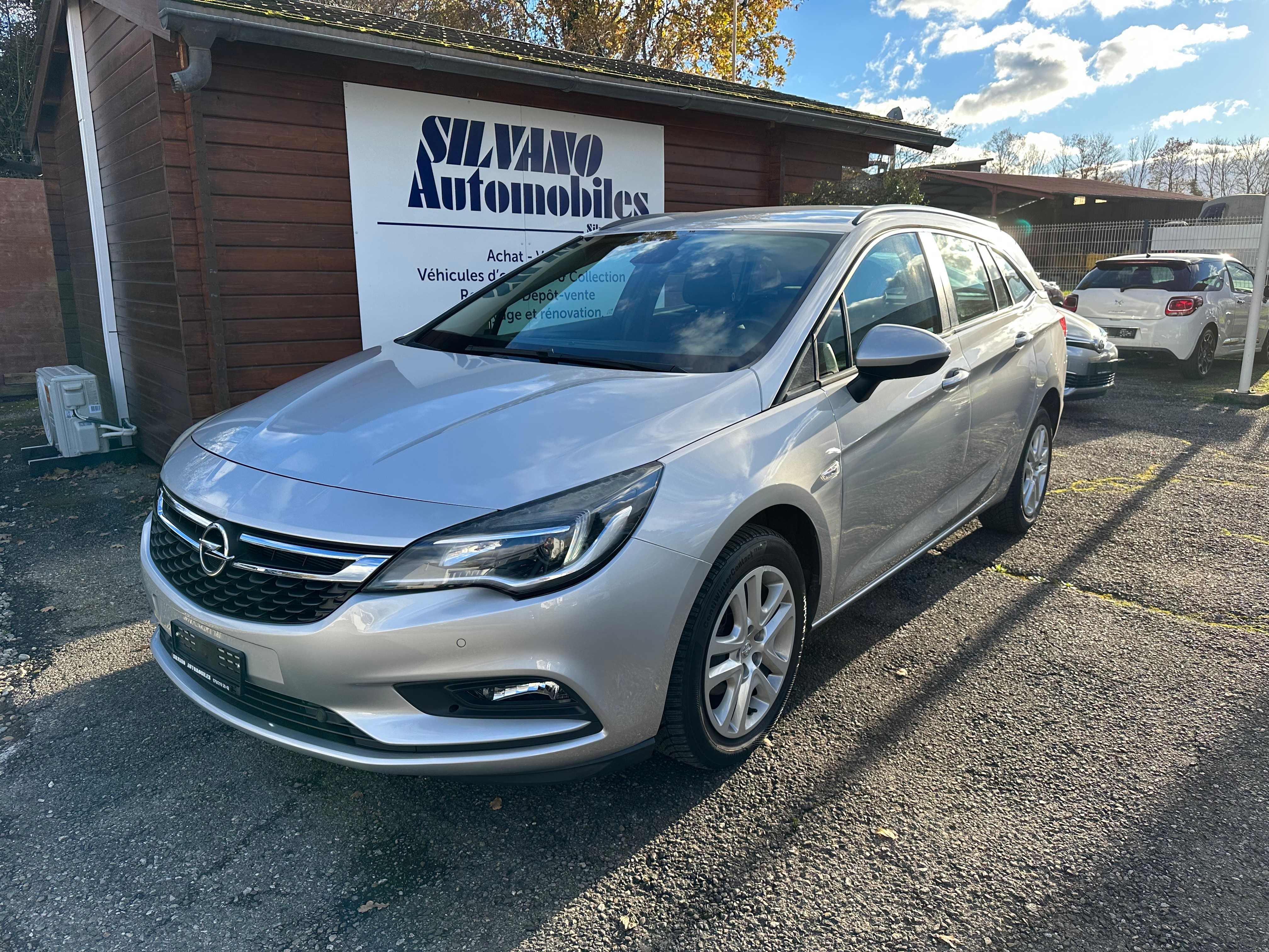 OPEL Astra Sports Tourer 1.4i Turbo Dynamic Automatic