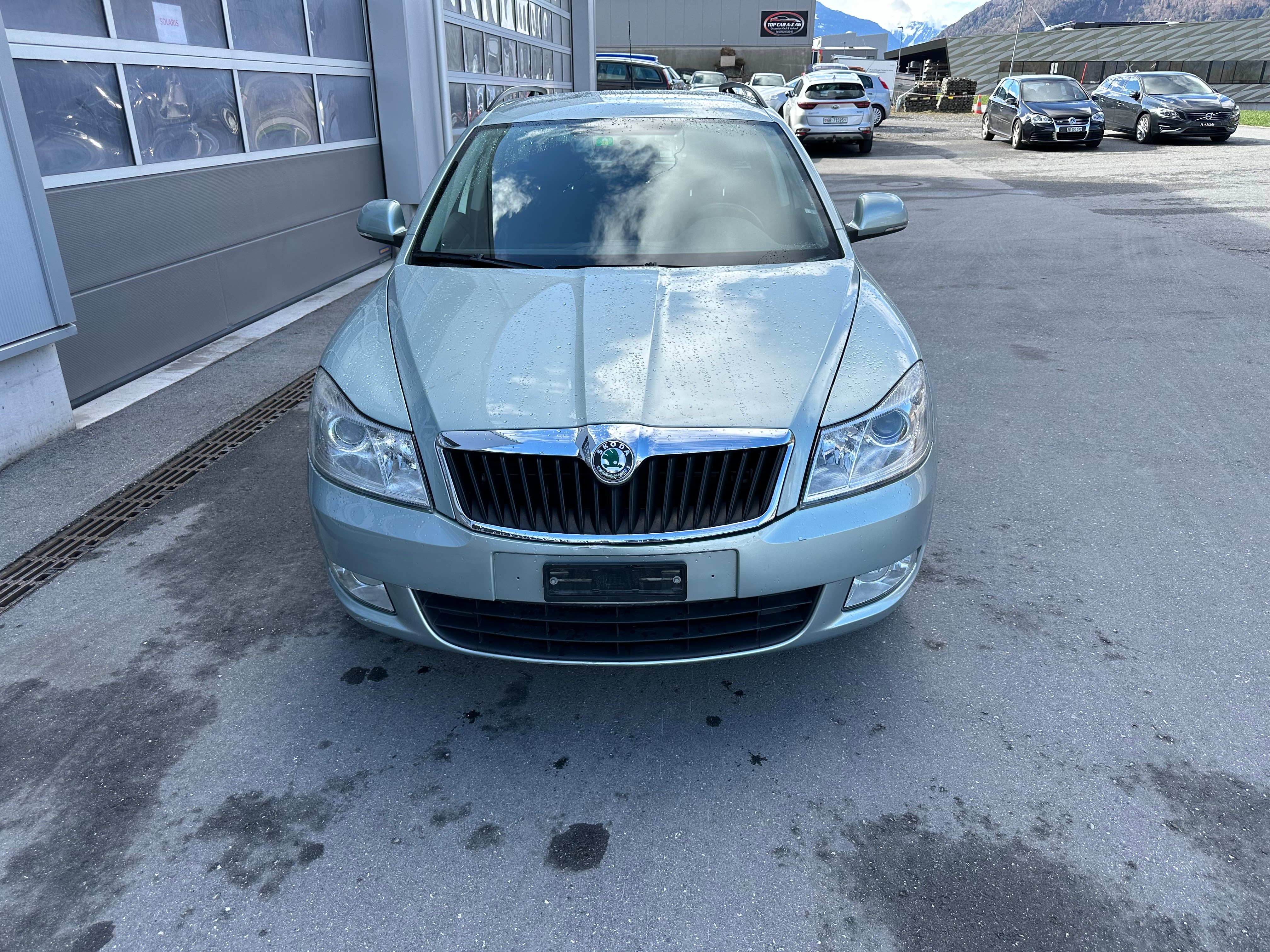 SKODA Octavia Combi 1.8 TSI Stöckli 4x4