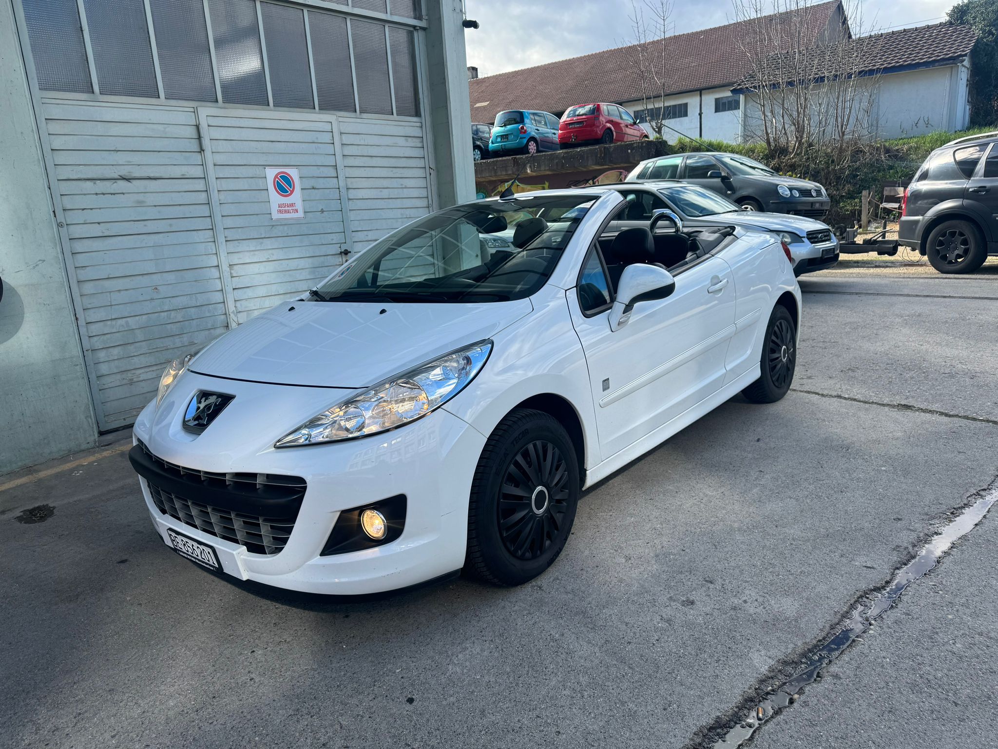 PEUGEOT 207 CC 1.6 16V Swiss Edition