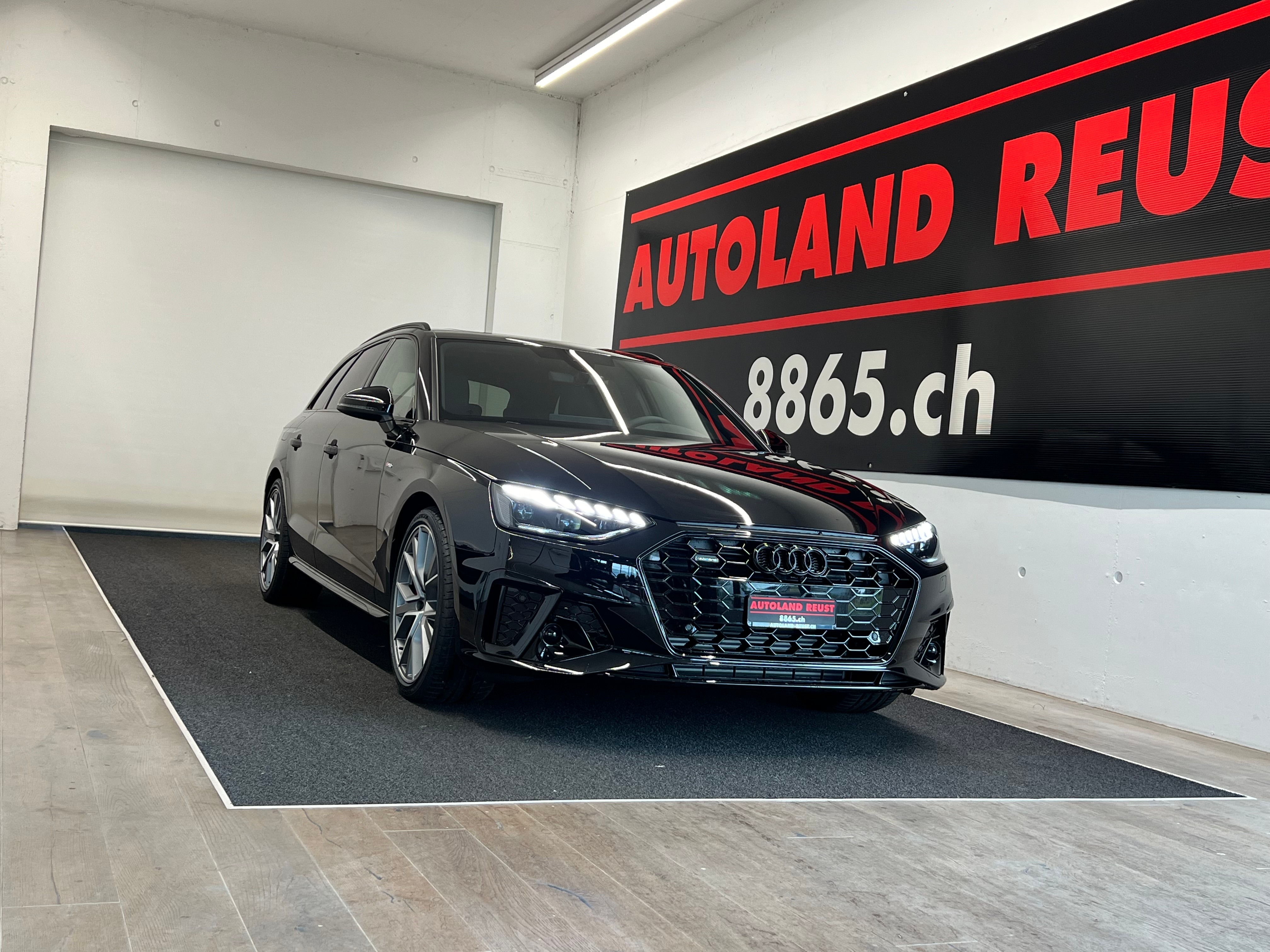 AUDI A4 Avant 40 TFSI S line S-tronic quattro