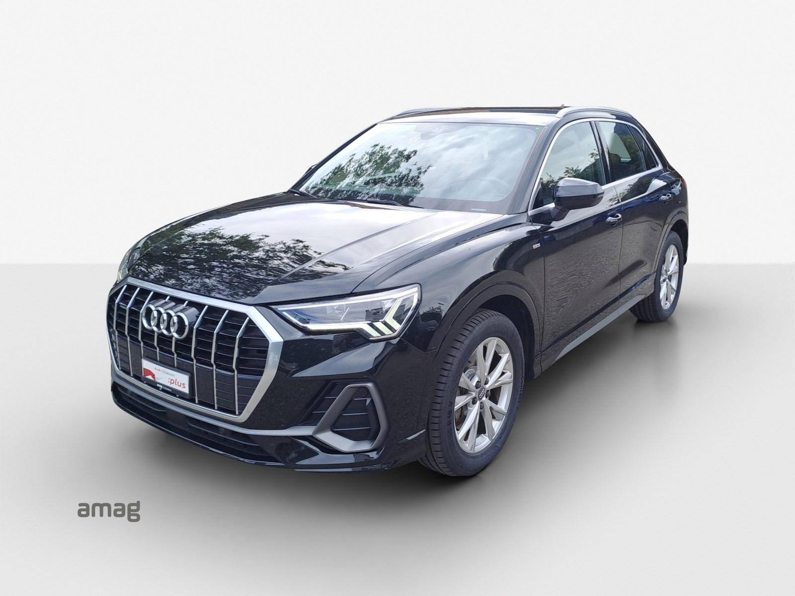 AUDI Q3 40 TFSI S line quattro S-tronic