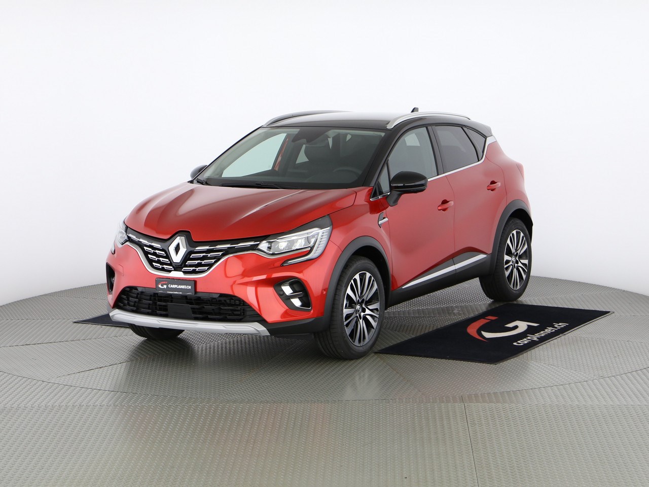 RENAULT Captur 1.6 E-Tech iconic