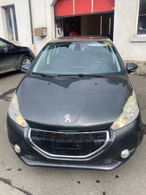 PEUGEOT 208 1.2 VTI Active