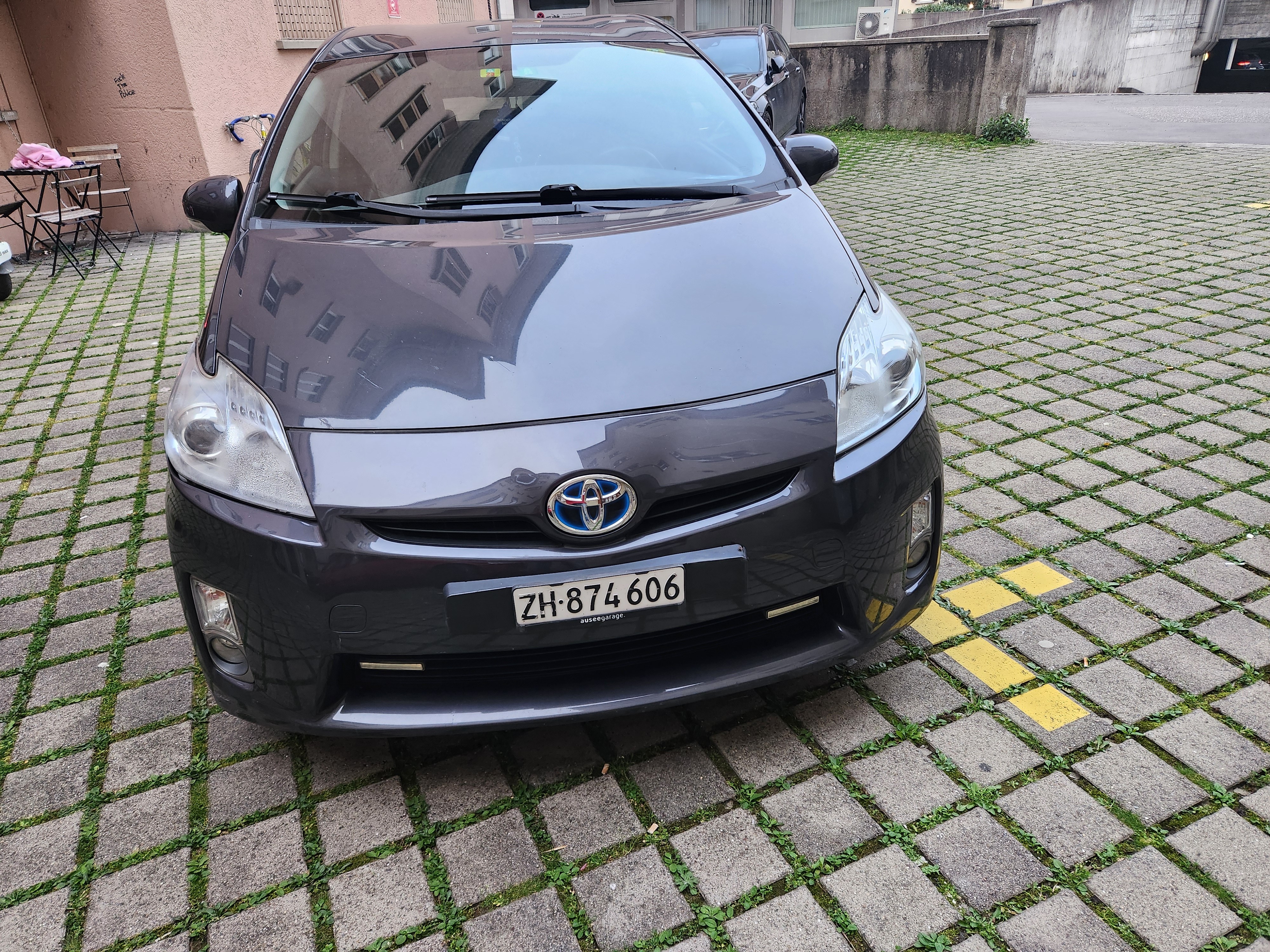 TOYOTA Prius 1.8 16V HSD Luna