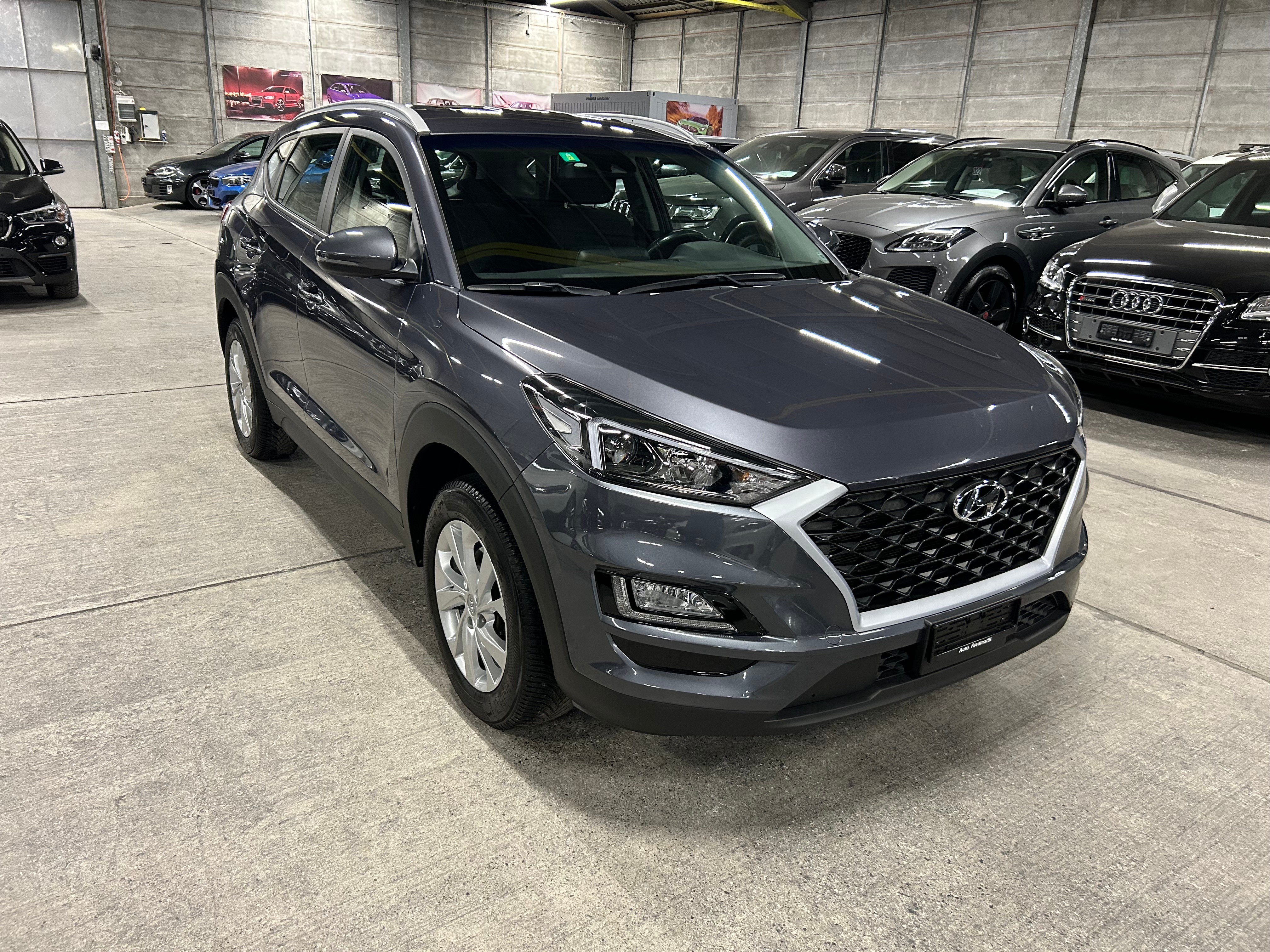 HYUNDAI Tucson 2 WD