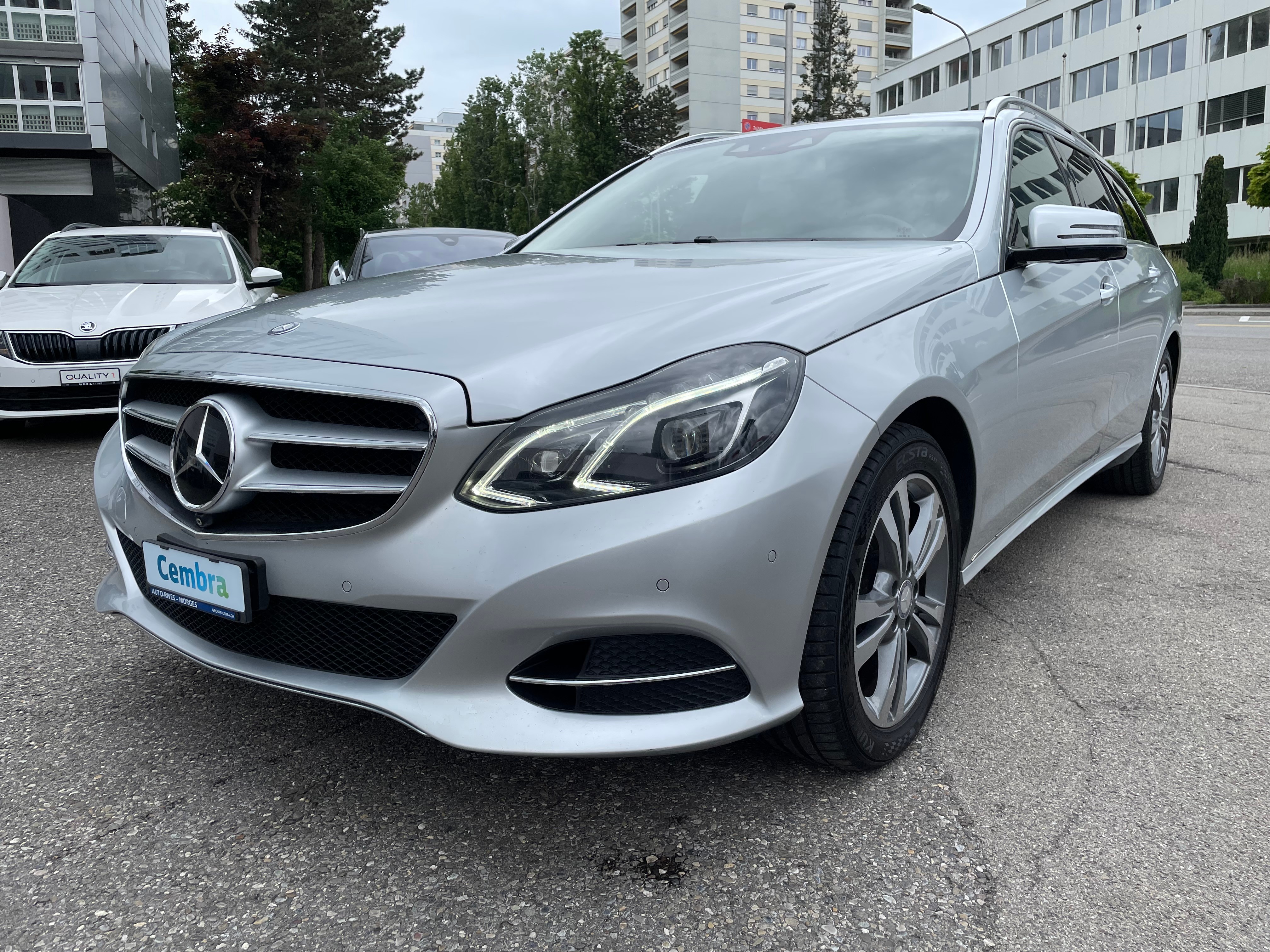 MERCEDES-BENZ E 350 BlueTEC Avantgarde 4Matic 7G-Tronic