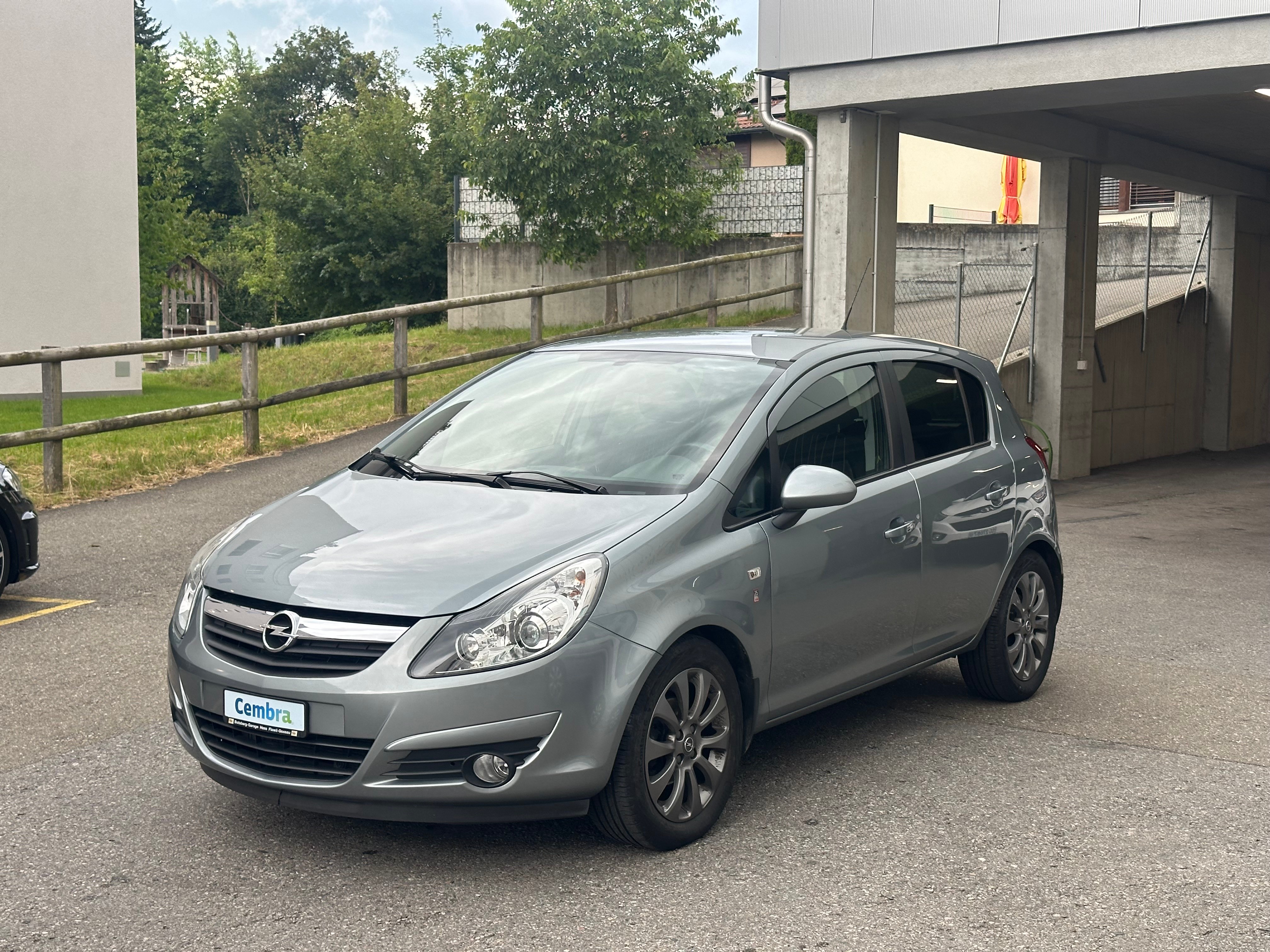 OPEL Corsa 1.4 TP Anniversary