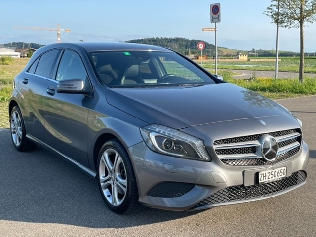 MERCEDES-BENZ A 200 7G-DCT