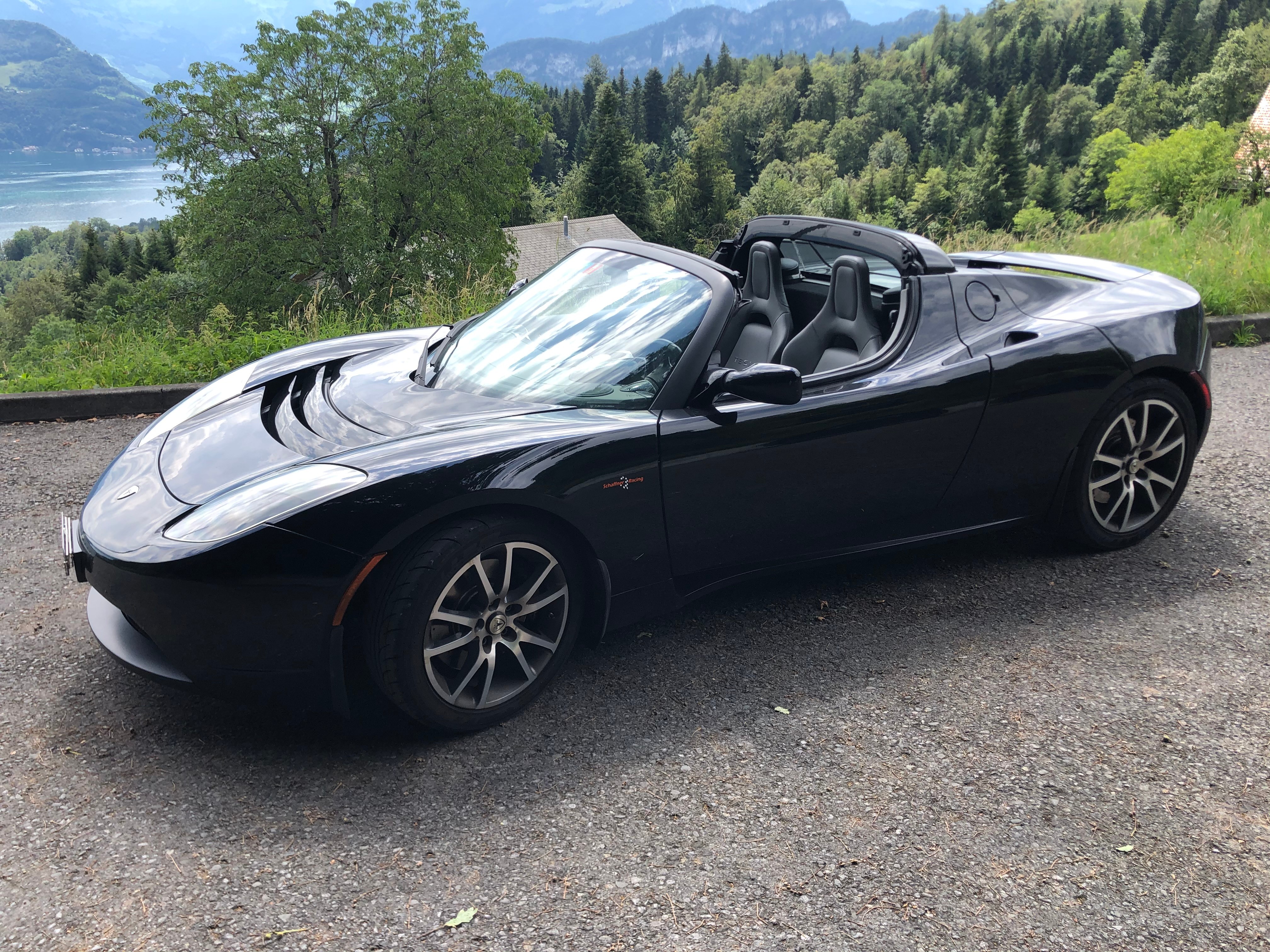 TESLA ROADSTER