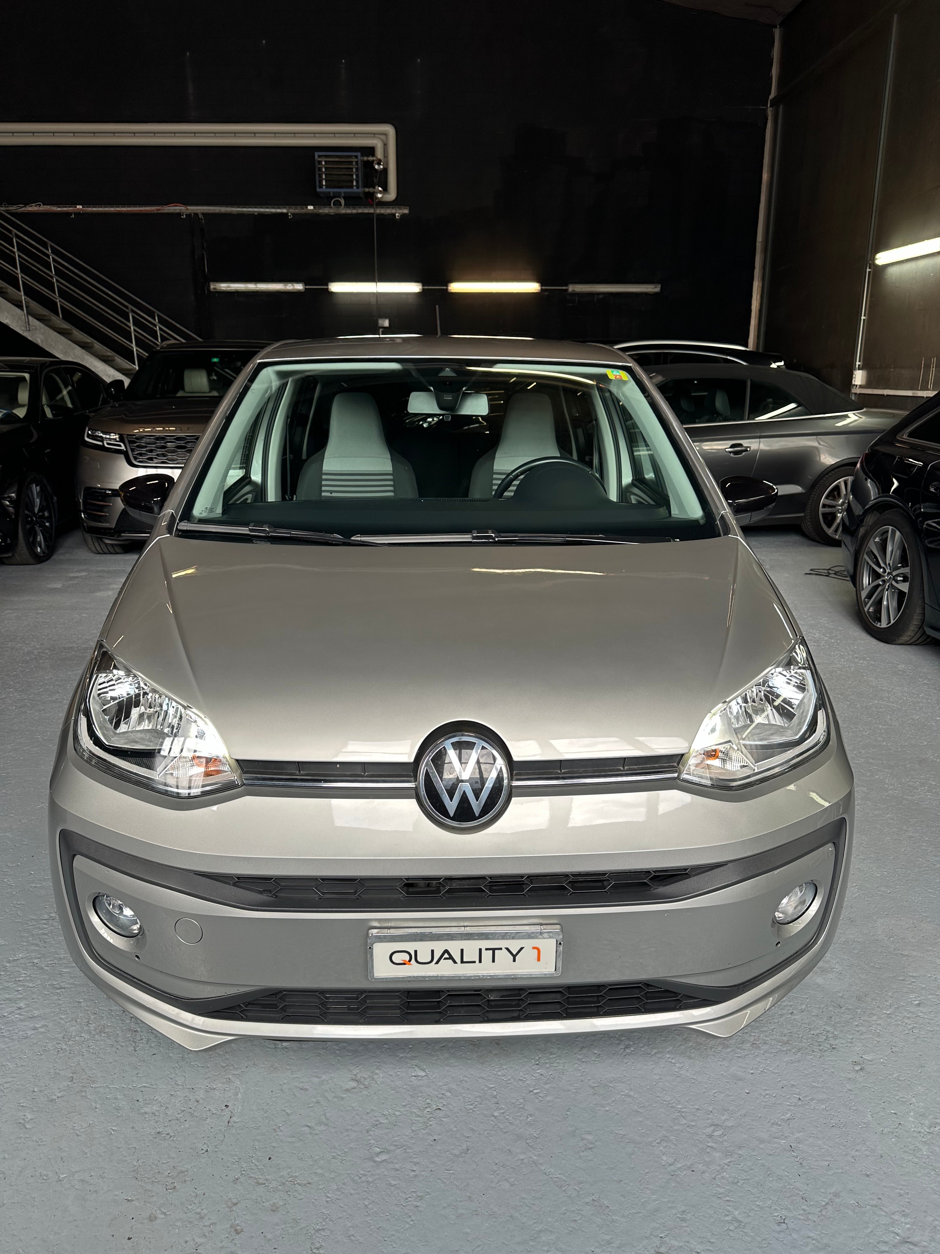 VW Up 1.0 MPI beats