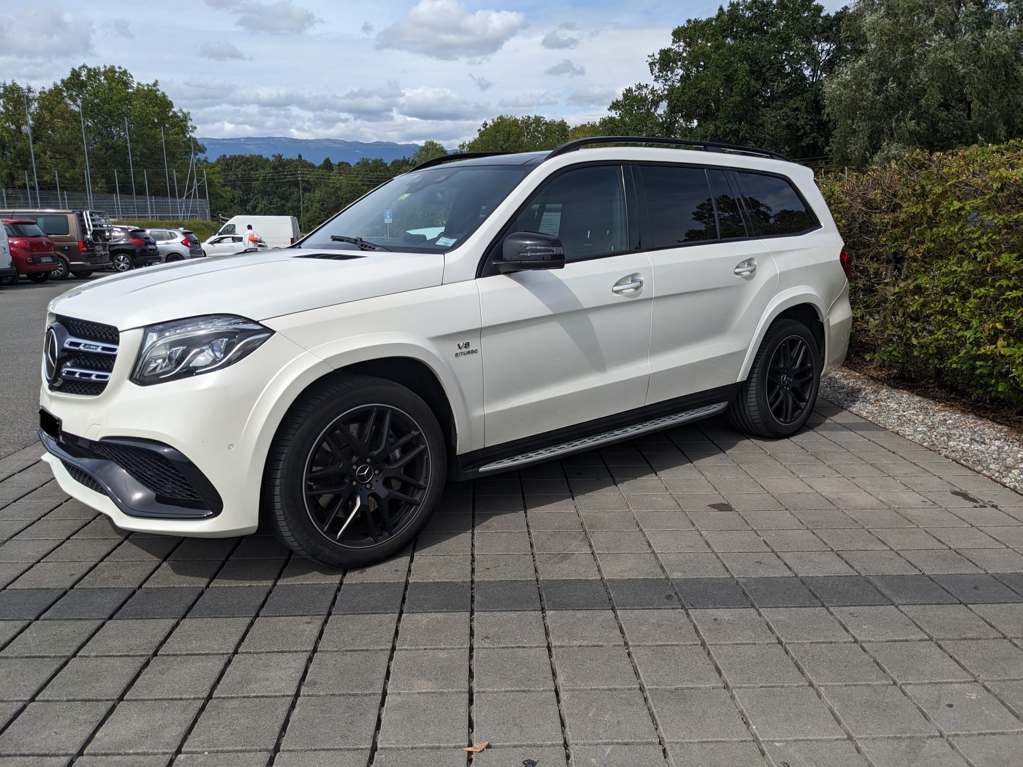 MERCEDES-BENZ GLS 63 AMG