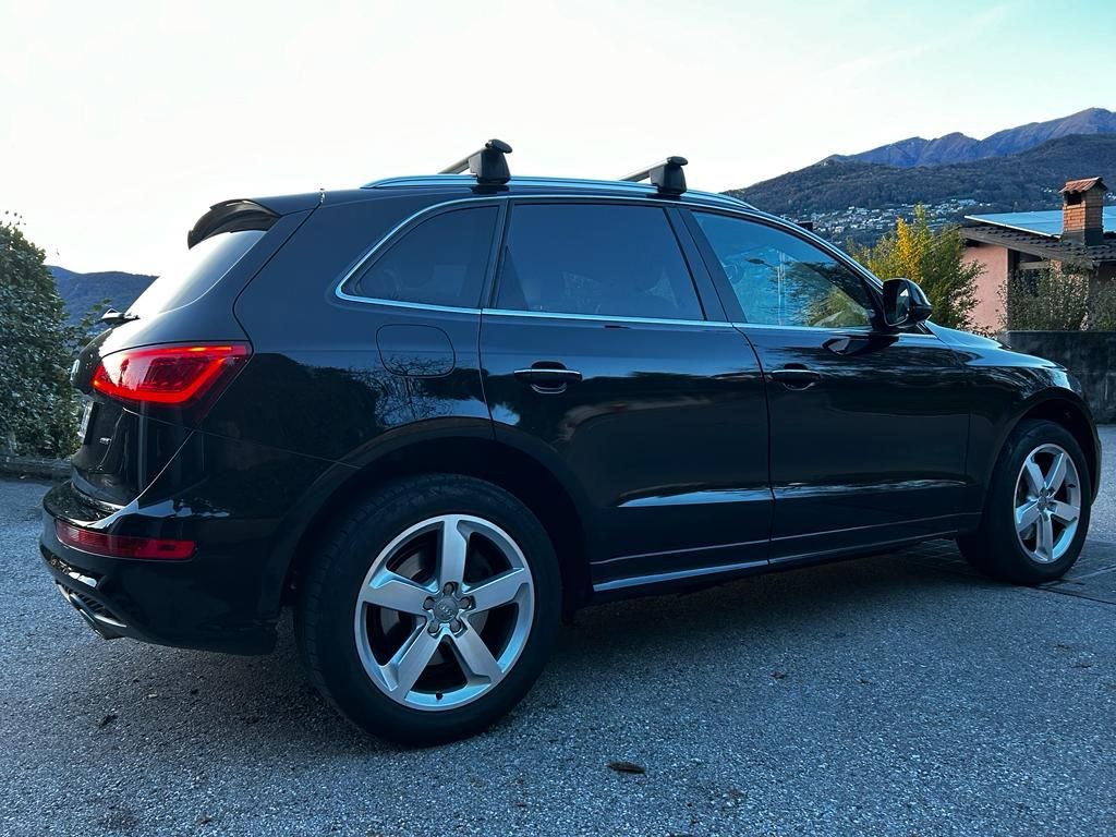 AUDI Q5 3.0 TDI clean quattro S-tronic