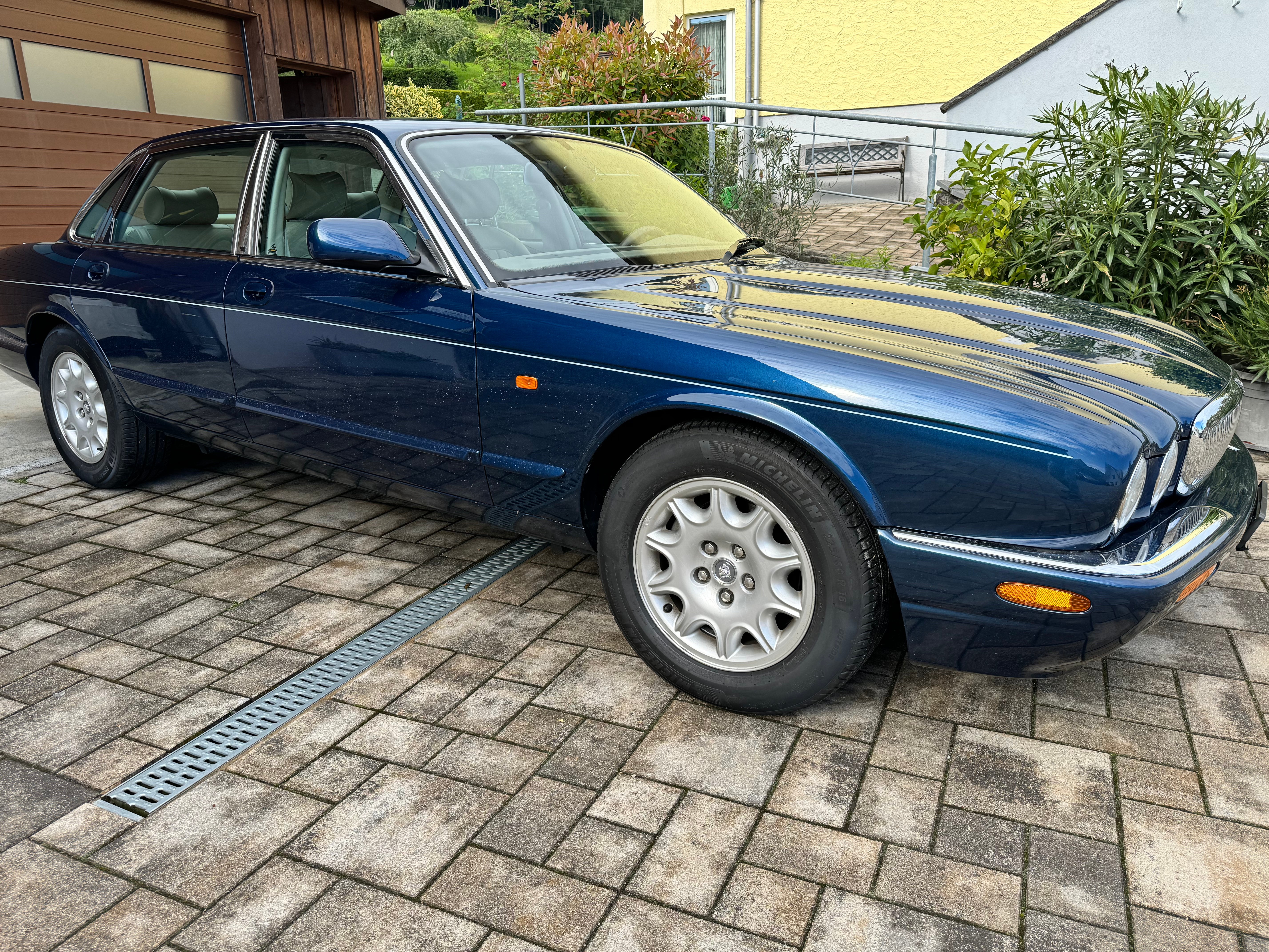 JAGUAR XJ 4.0 V8 Sovereign