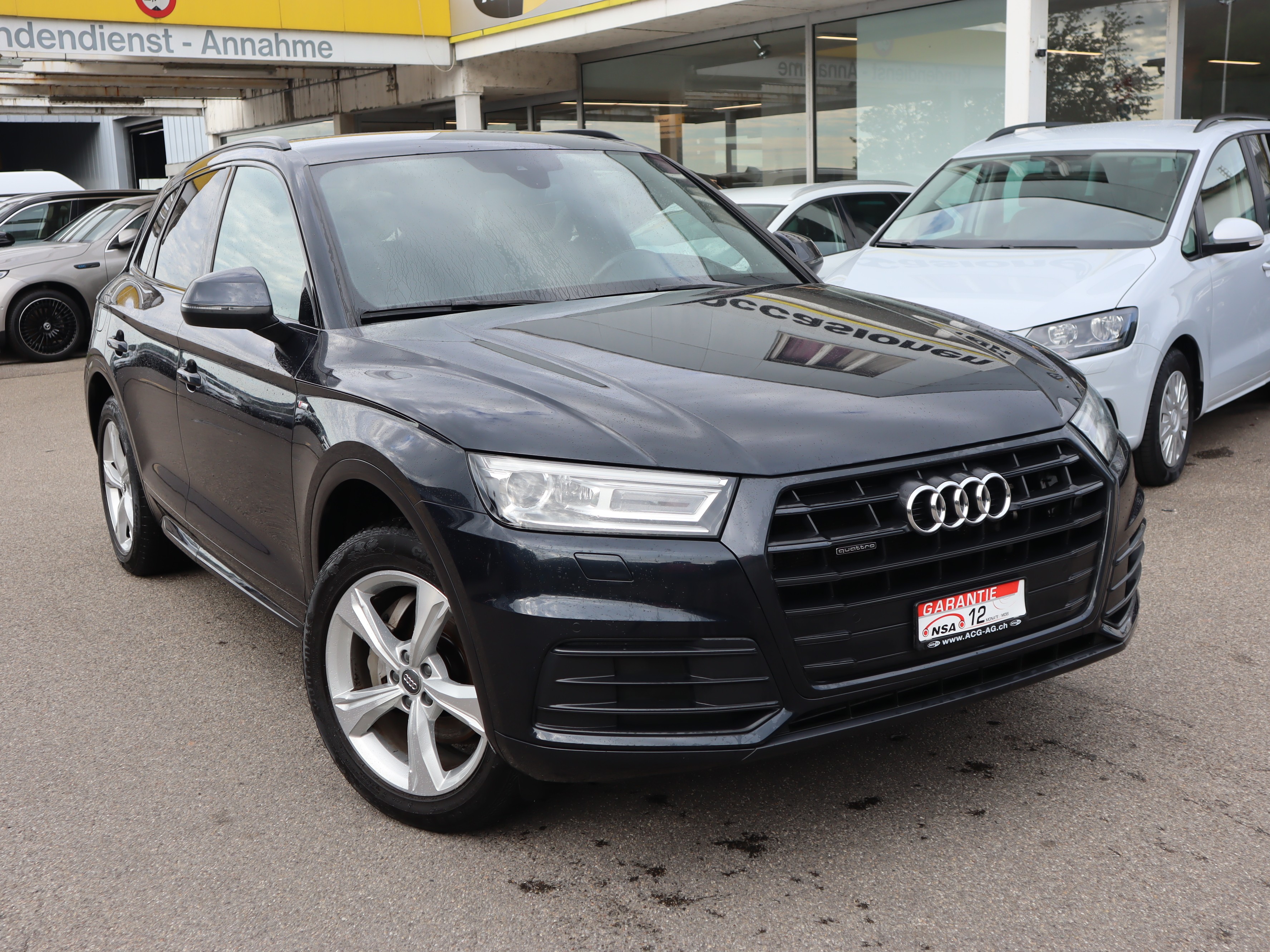 AUDI Q5 40 TDI sport quattro S-tronic ** Neus Modell ** S-Line ** Leder Alcantara ** Cockpit ** Navigation **