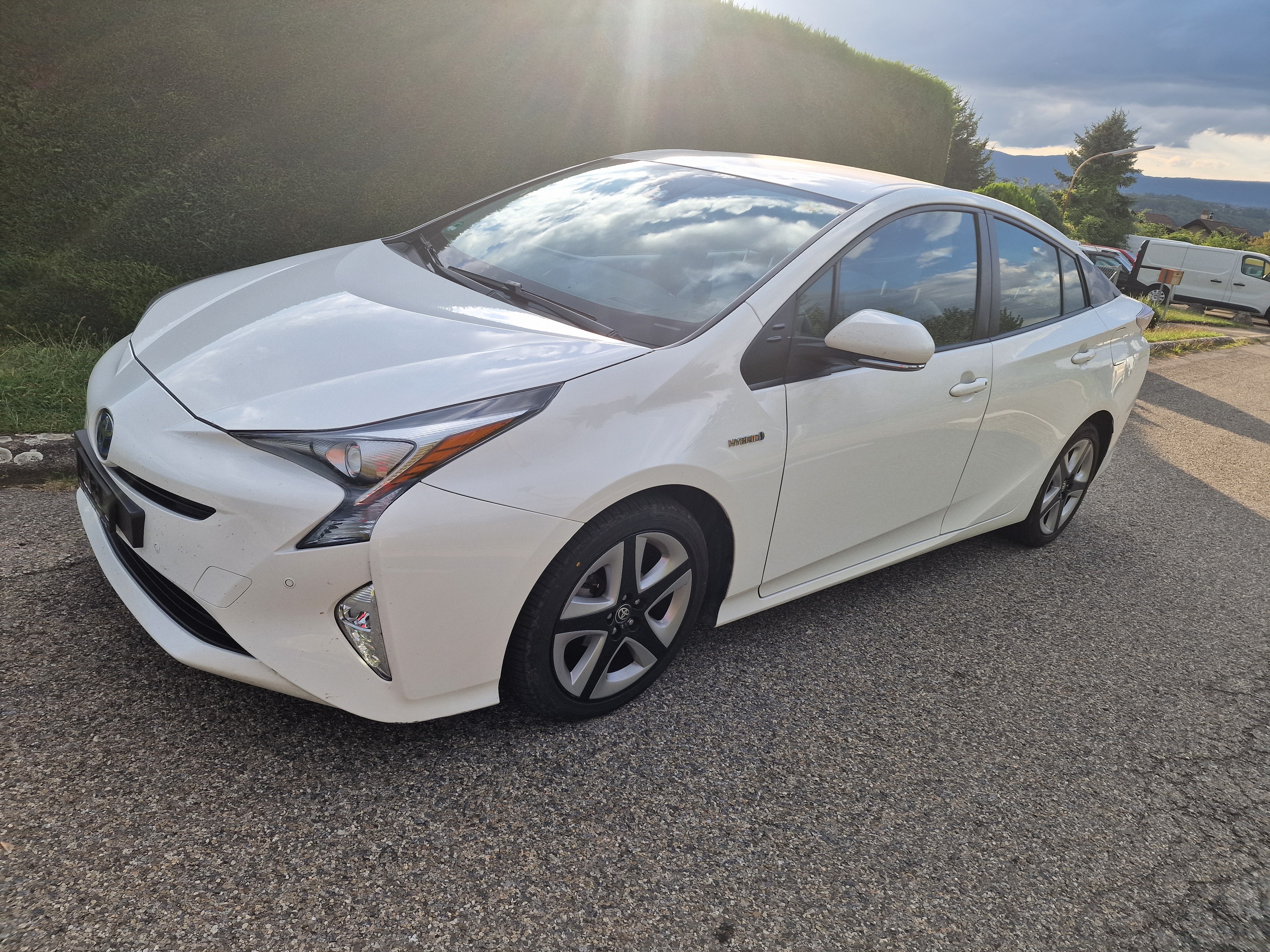 TOYOTA Prius 1.8 VVT-i HSD Sol Premium