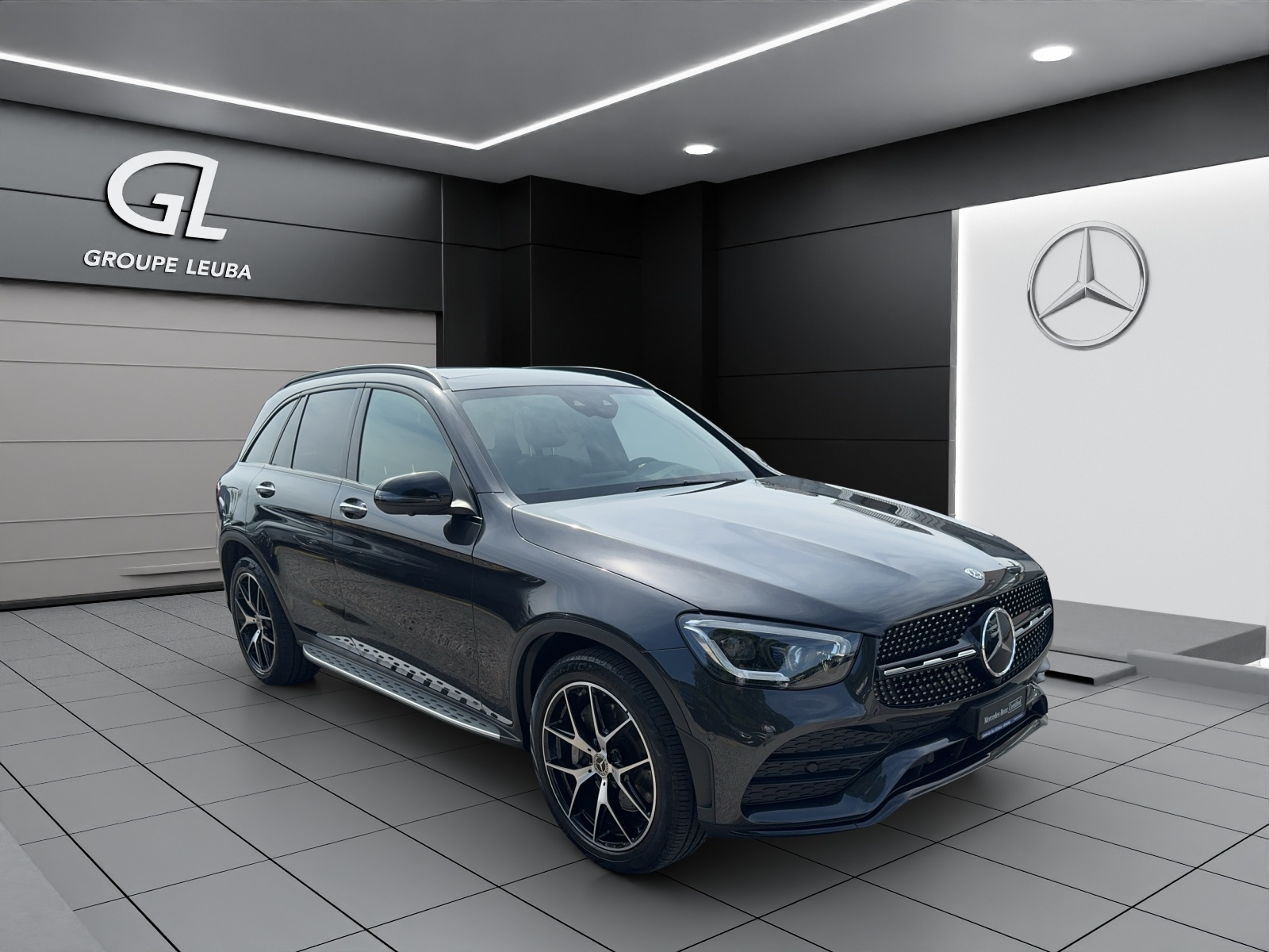 MERCEDES-BENZ GLC 200 AMG Line 4Matic