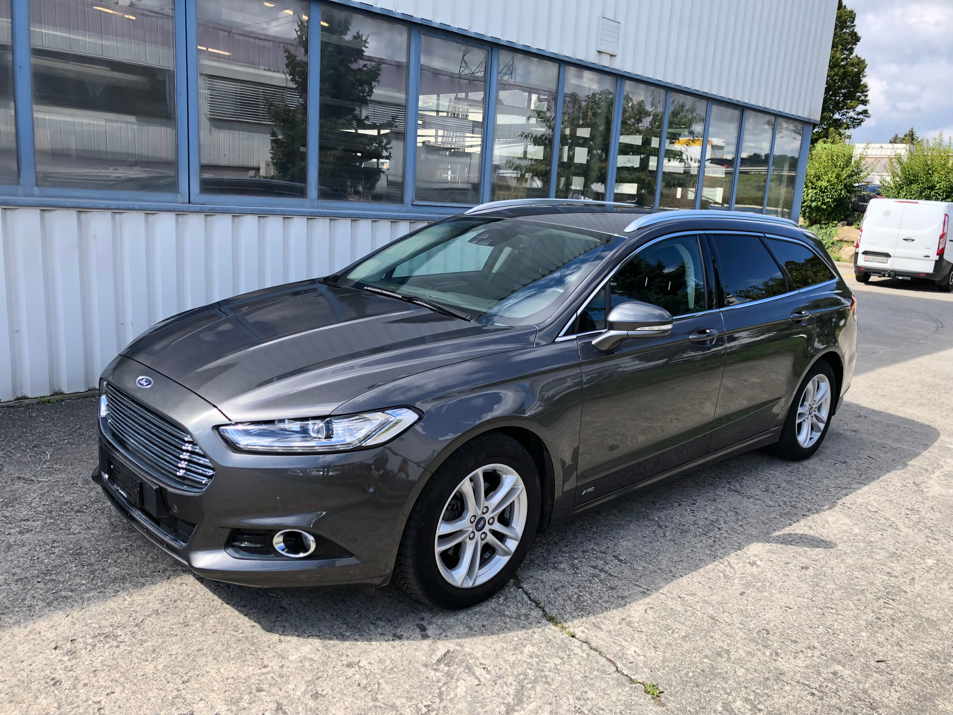 FORD Mondeo 2.0 TDCi Vignale AWD PowerShift(40)