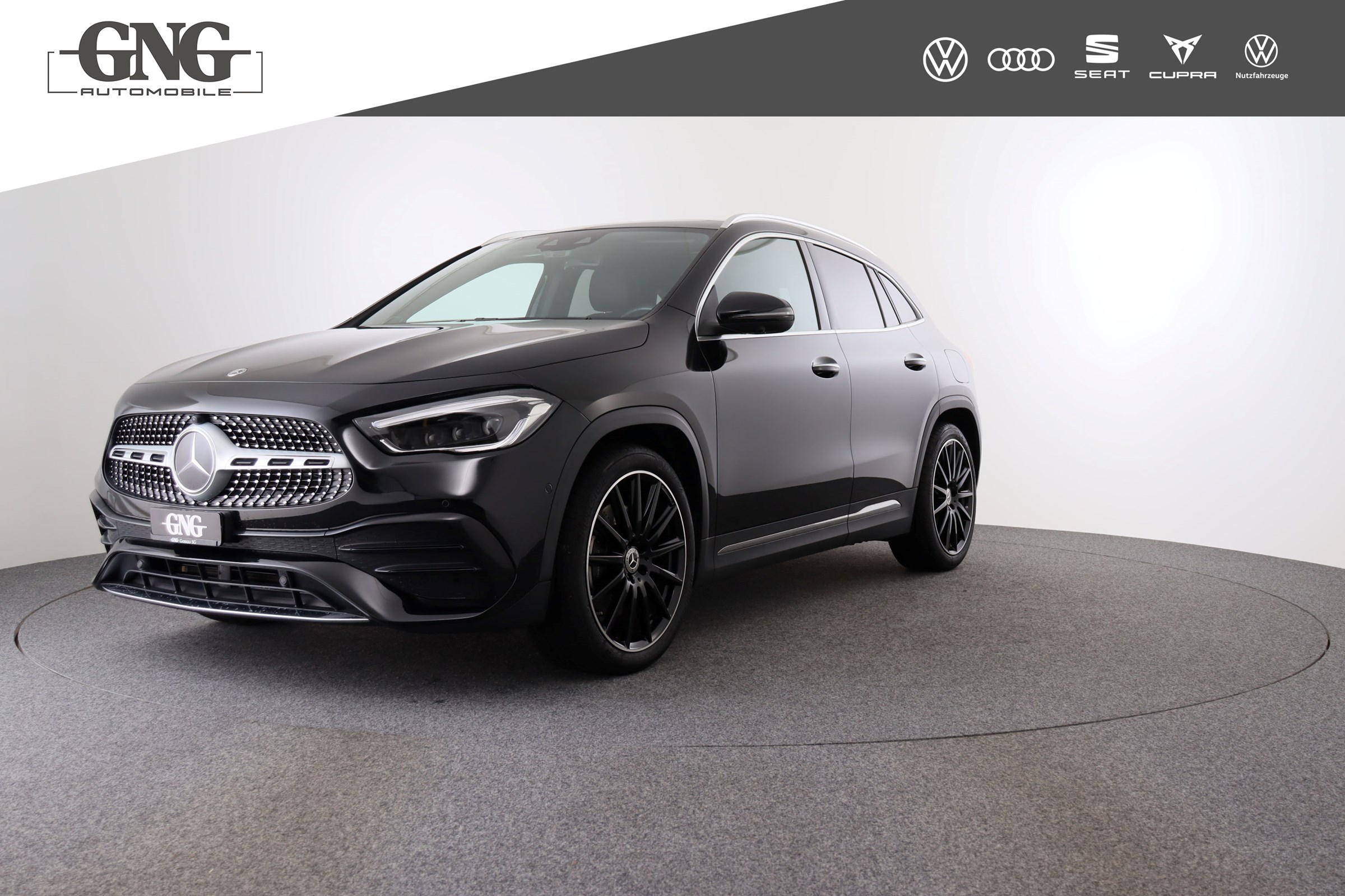 MERCEDES-BENZ GLA 250 4Matic AMG Line 8G-DCT