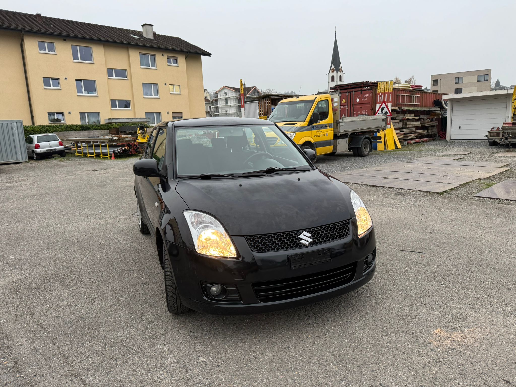 SUZUKI Swift 1.3i 16V GL 4x4