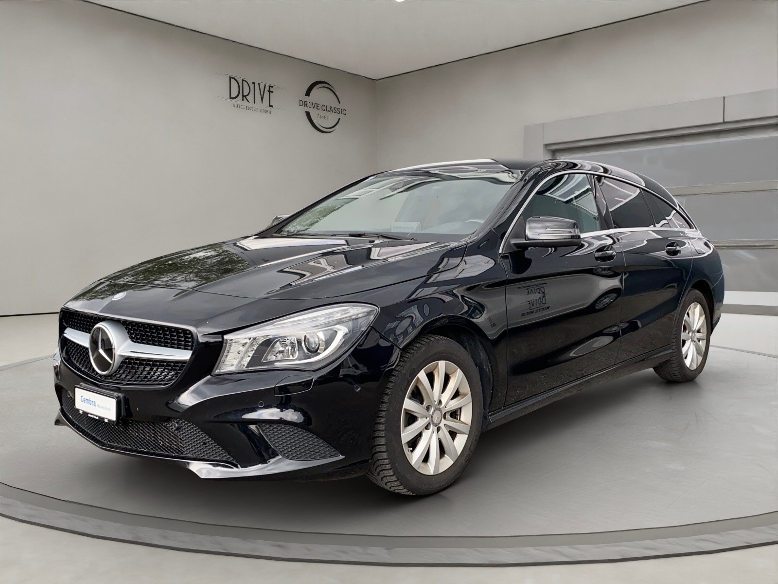 MERCEDES-BENZ CLA Shooting Brake 200 Urban 7G-DCT