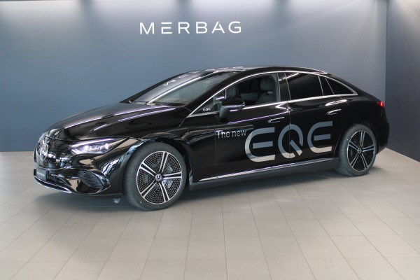 MERCEDES-BENZ EQE 350+