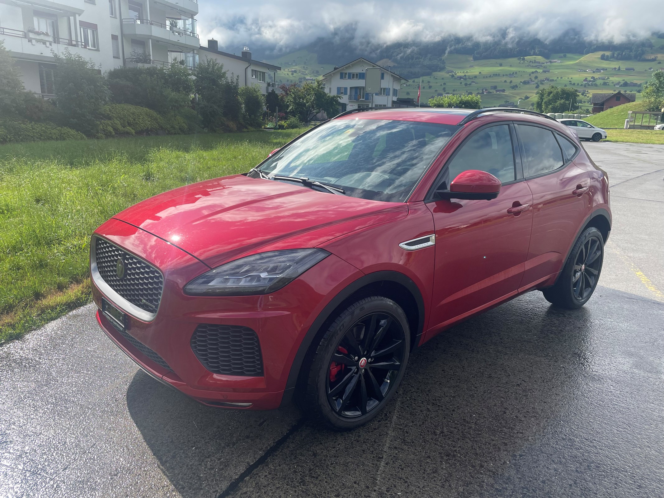 JAGUAR E-Pace P200 R-Dynamic AWD Automatik