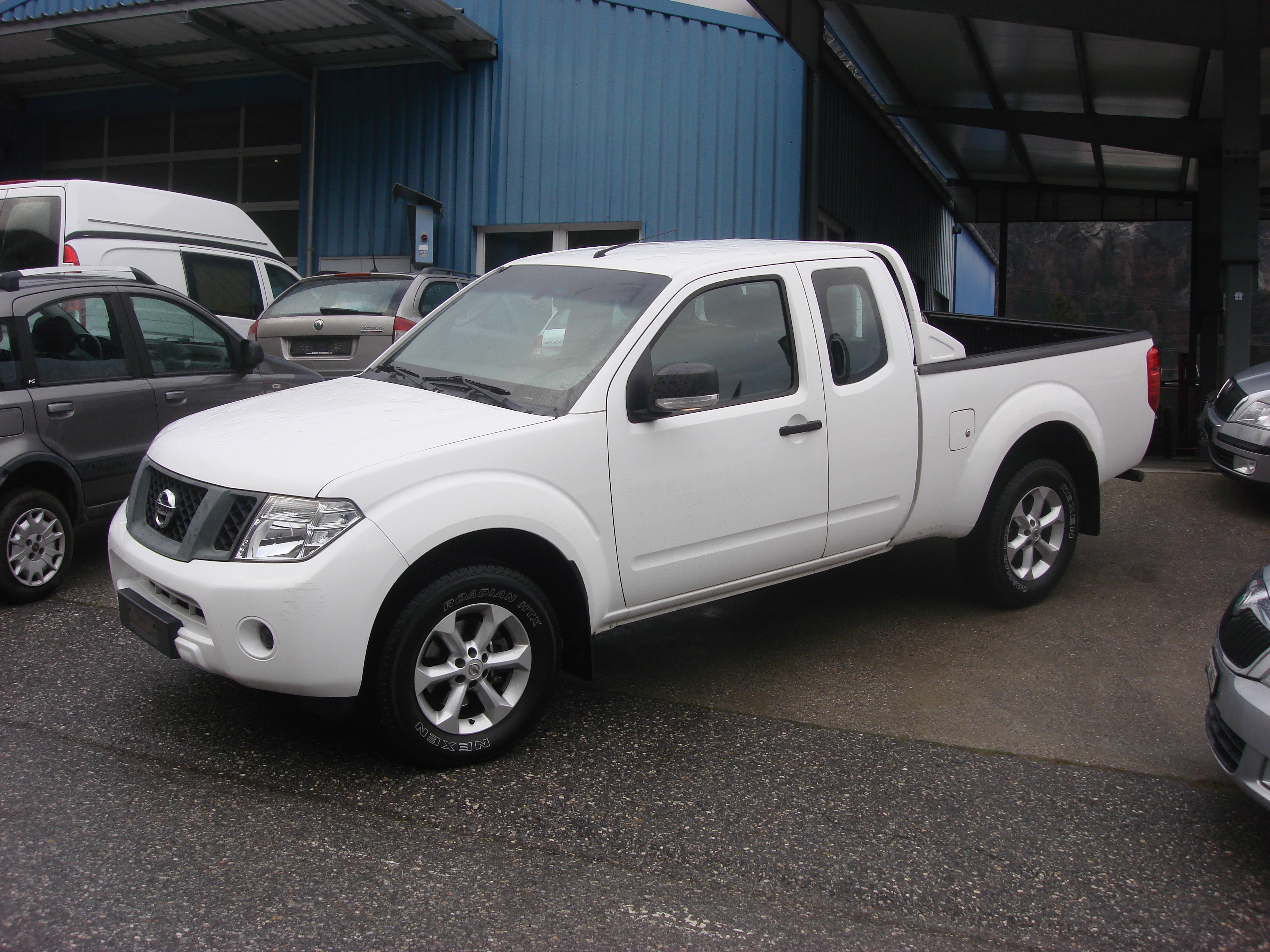 NISSAN Navara King Cab XE 2.5 dCi 4WD