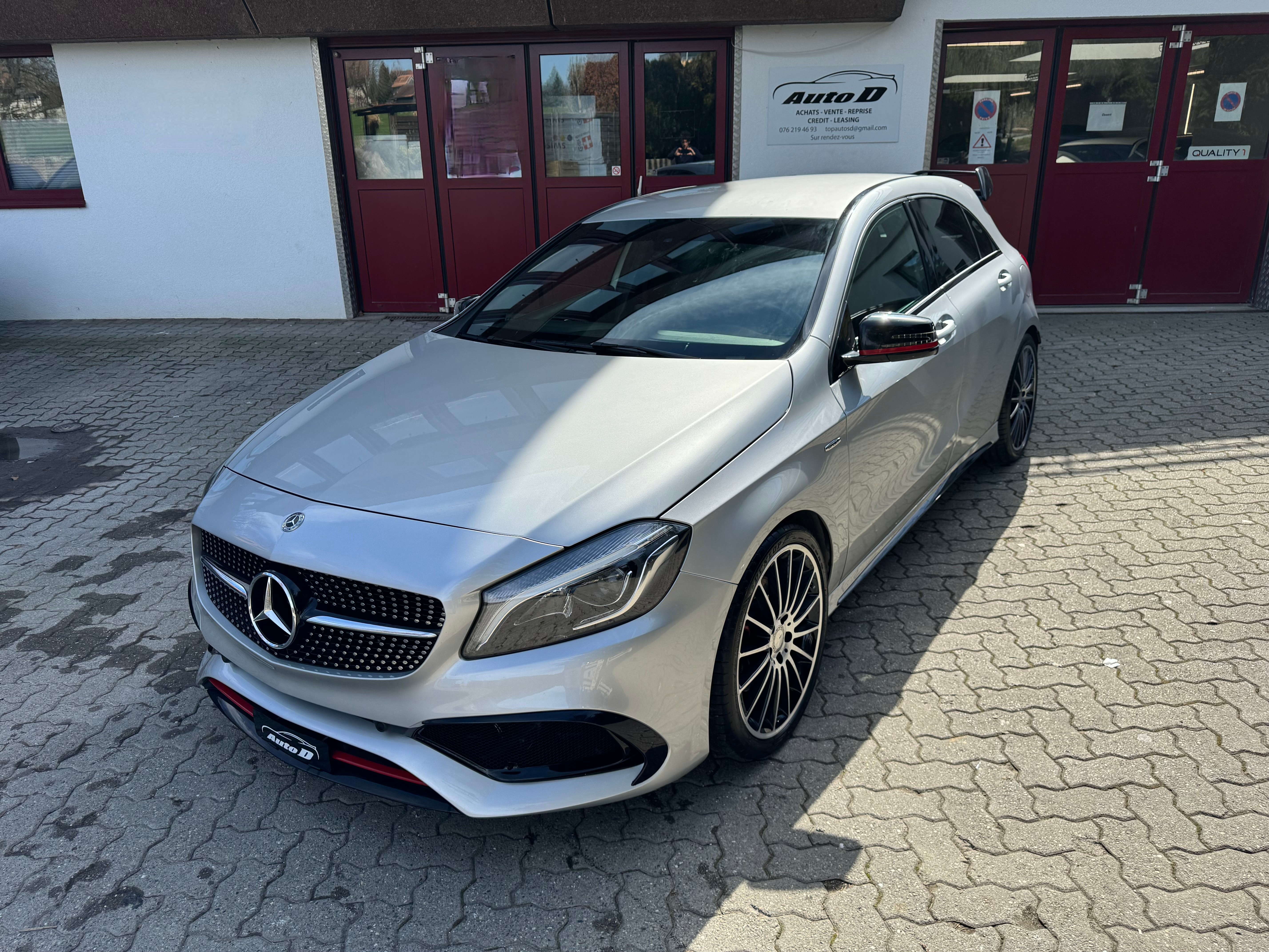 MERCEDES-BENZ A 250 Sport