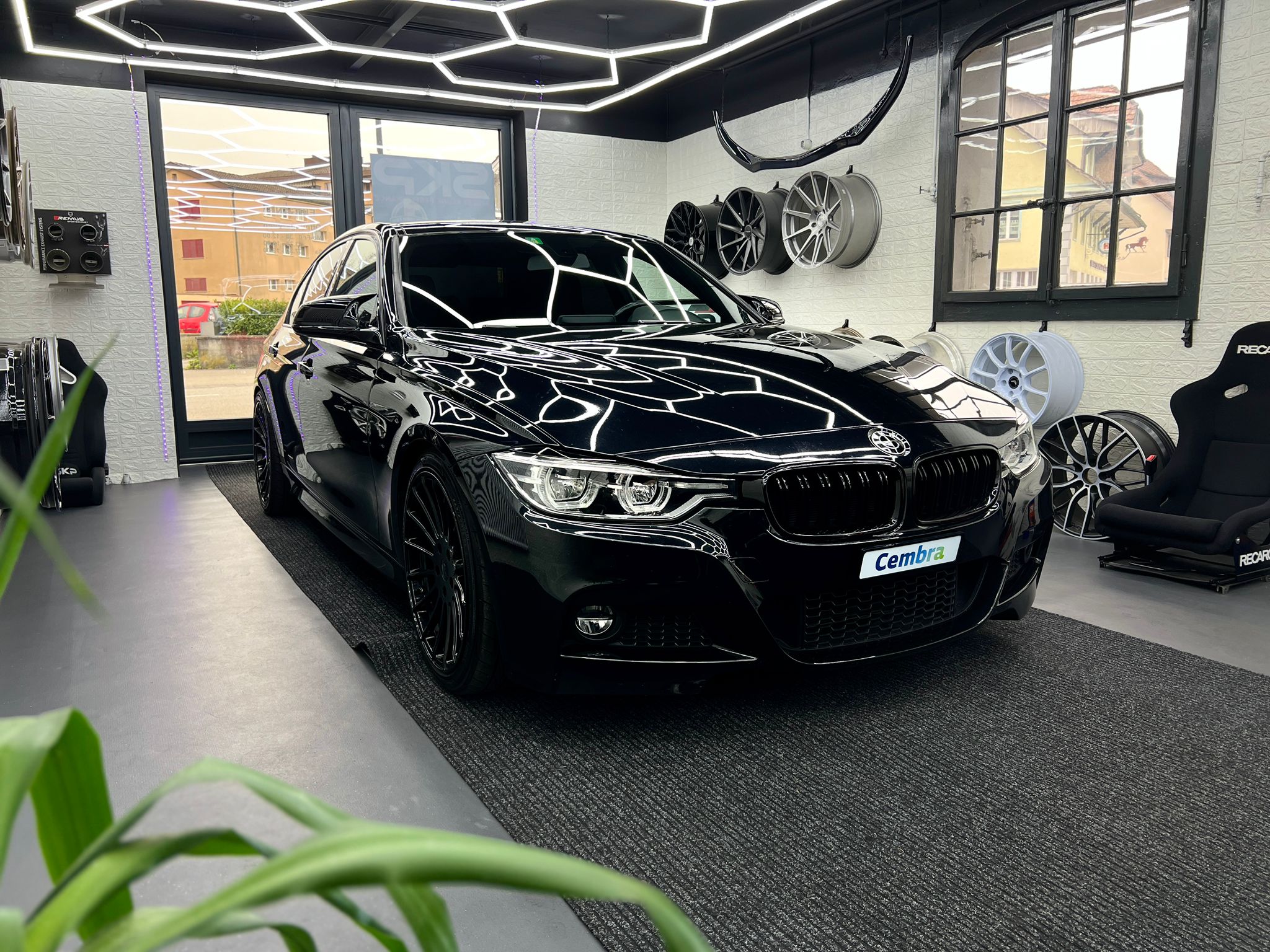 BMW 320i M Sport Steptronic