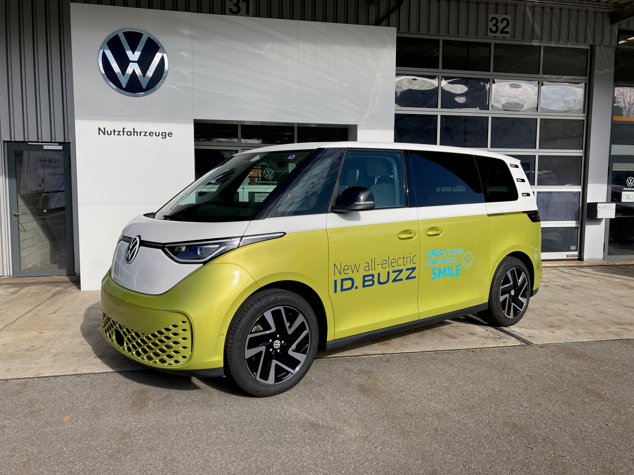 VW ID.Buzz Pro