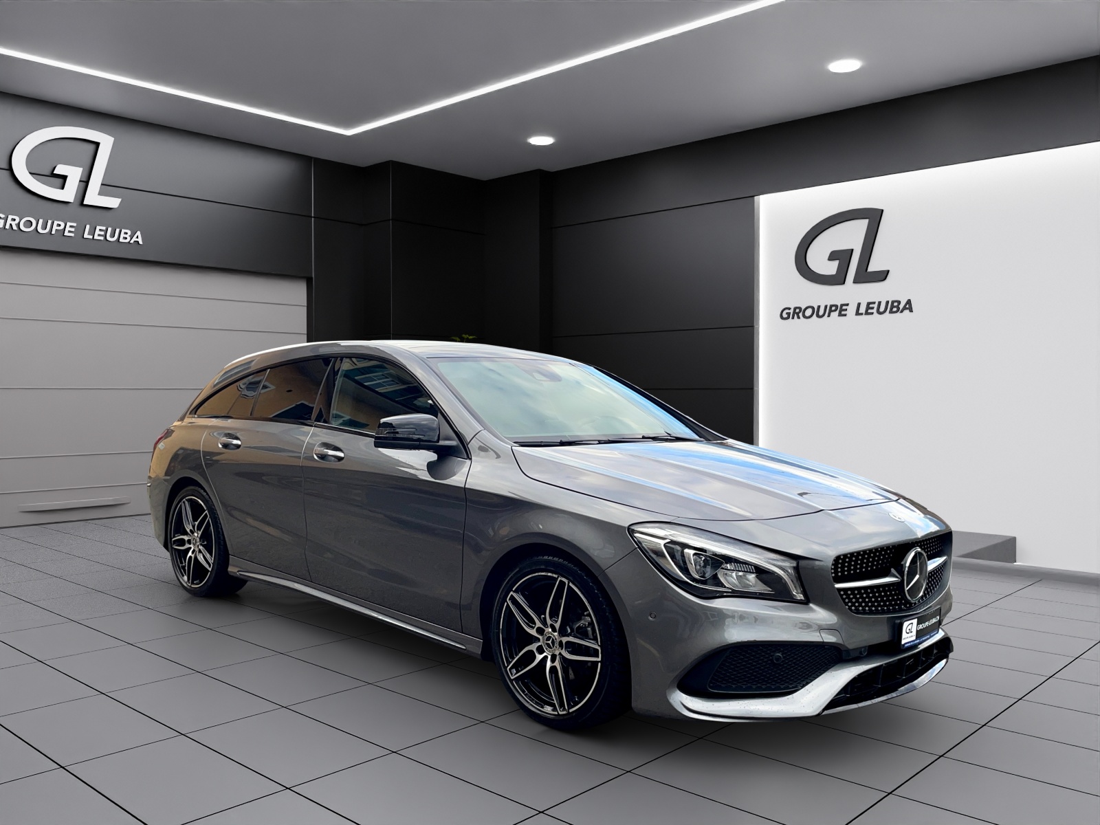 MERCEDES-BENZ CLA Shooting Br 200 d Swiss Star AMG Line 4M