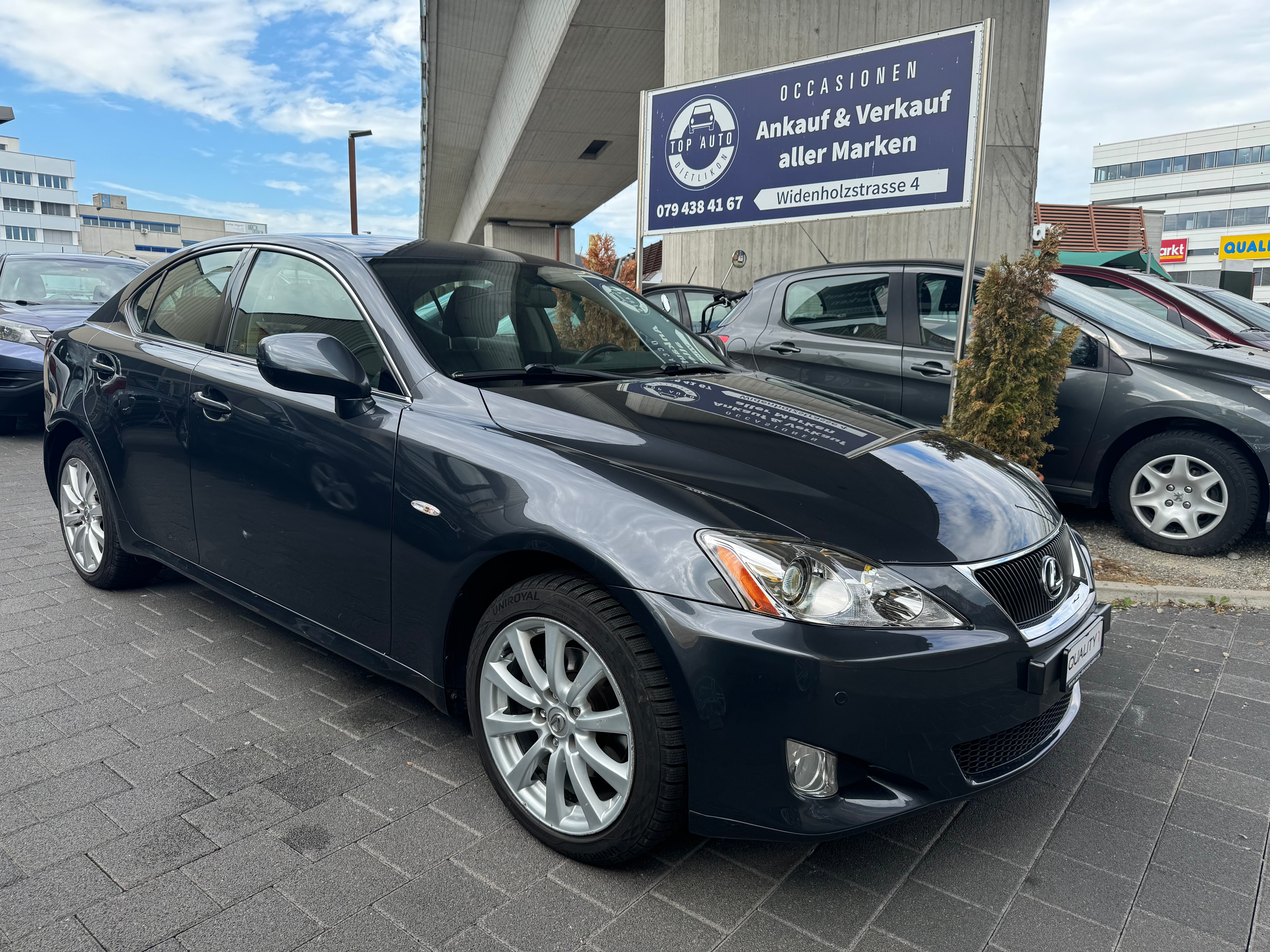 LEXUS IS 220d Sport