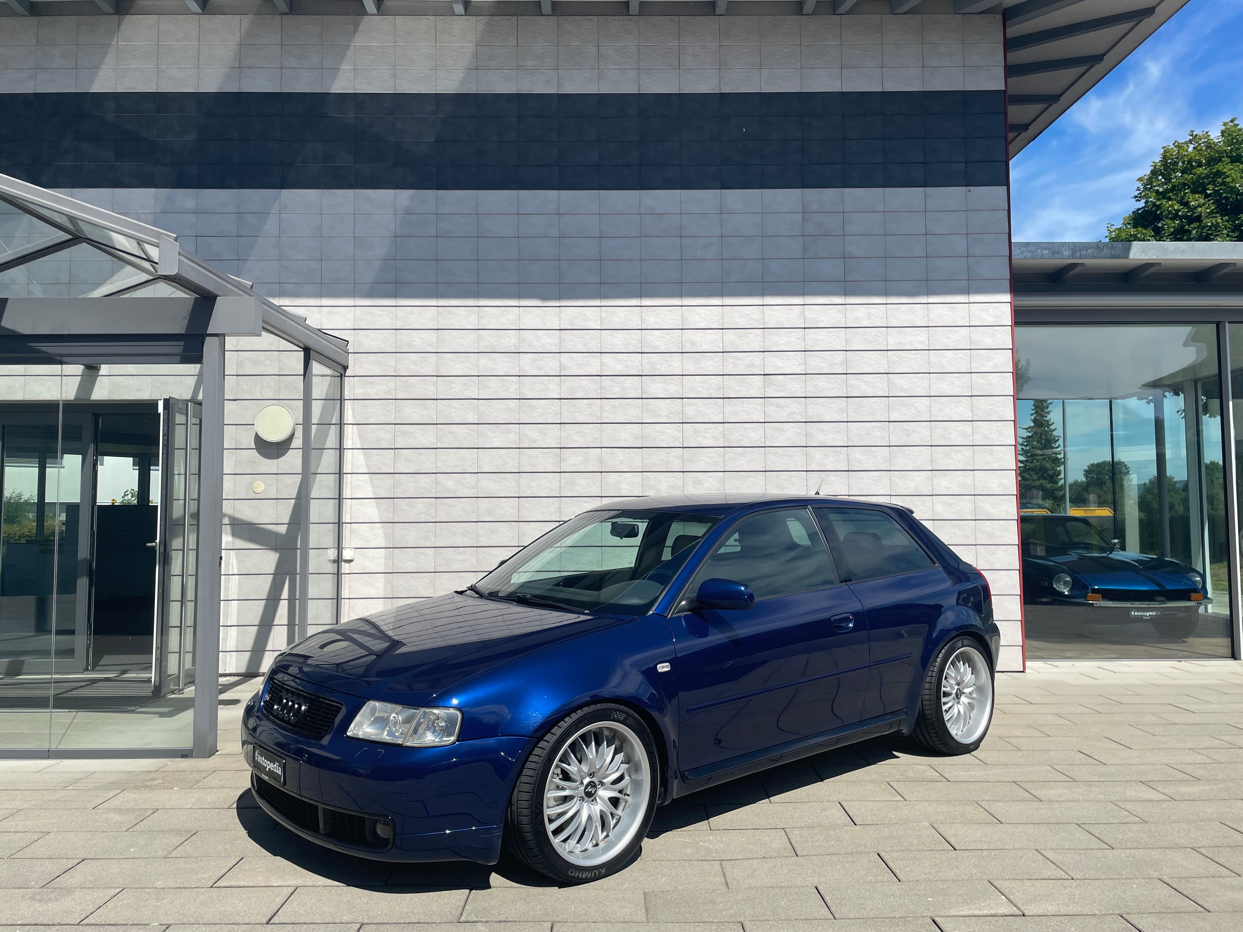 AUDI S3 quattro