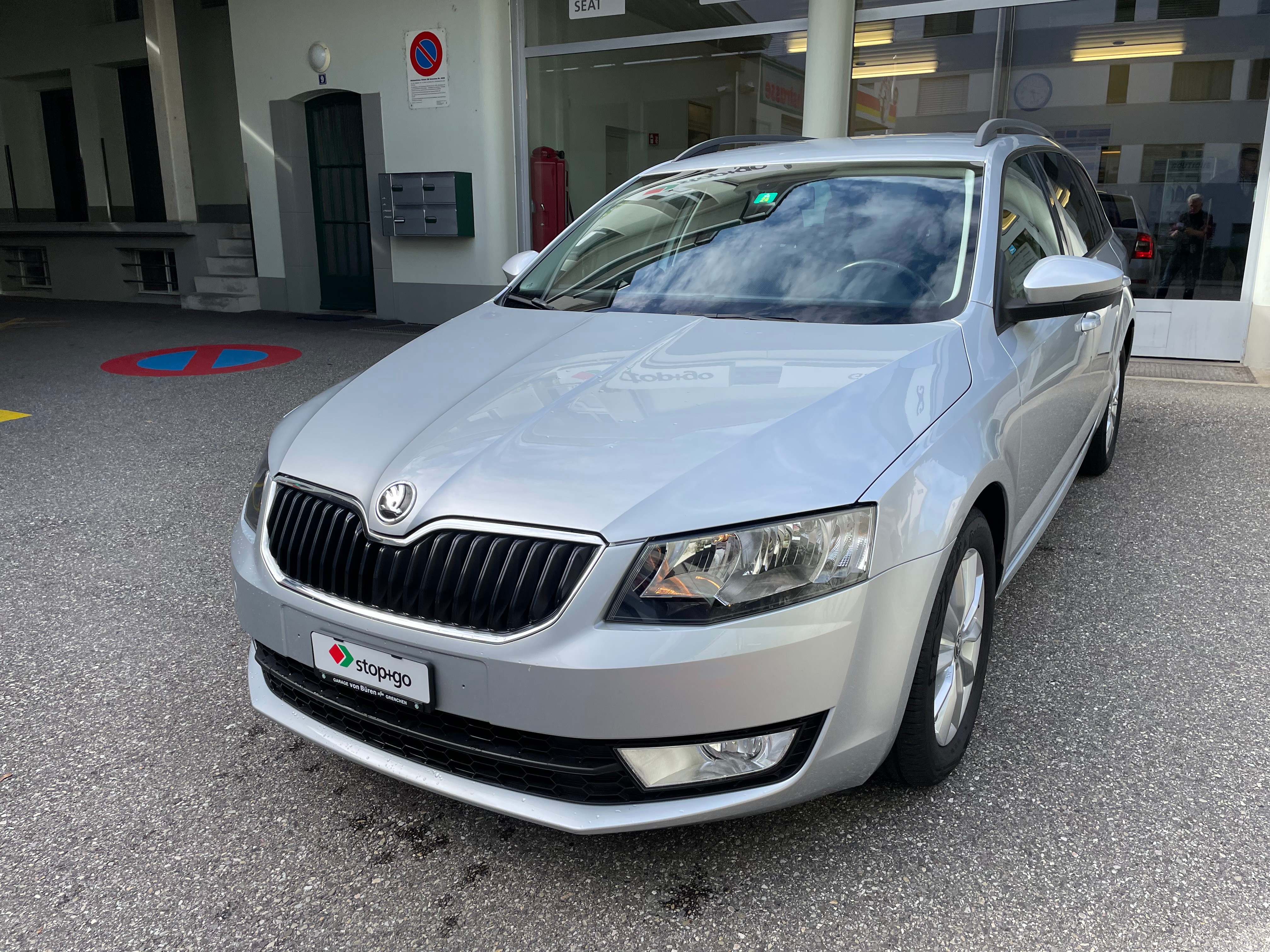 SKODA Octavia Combi 1.4 TSI Fresh DSG