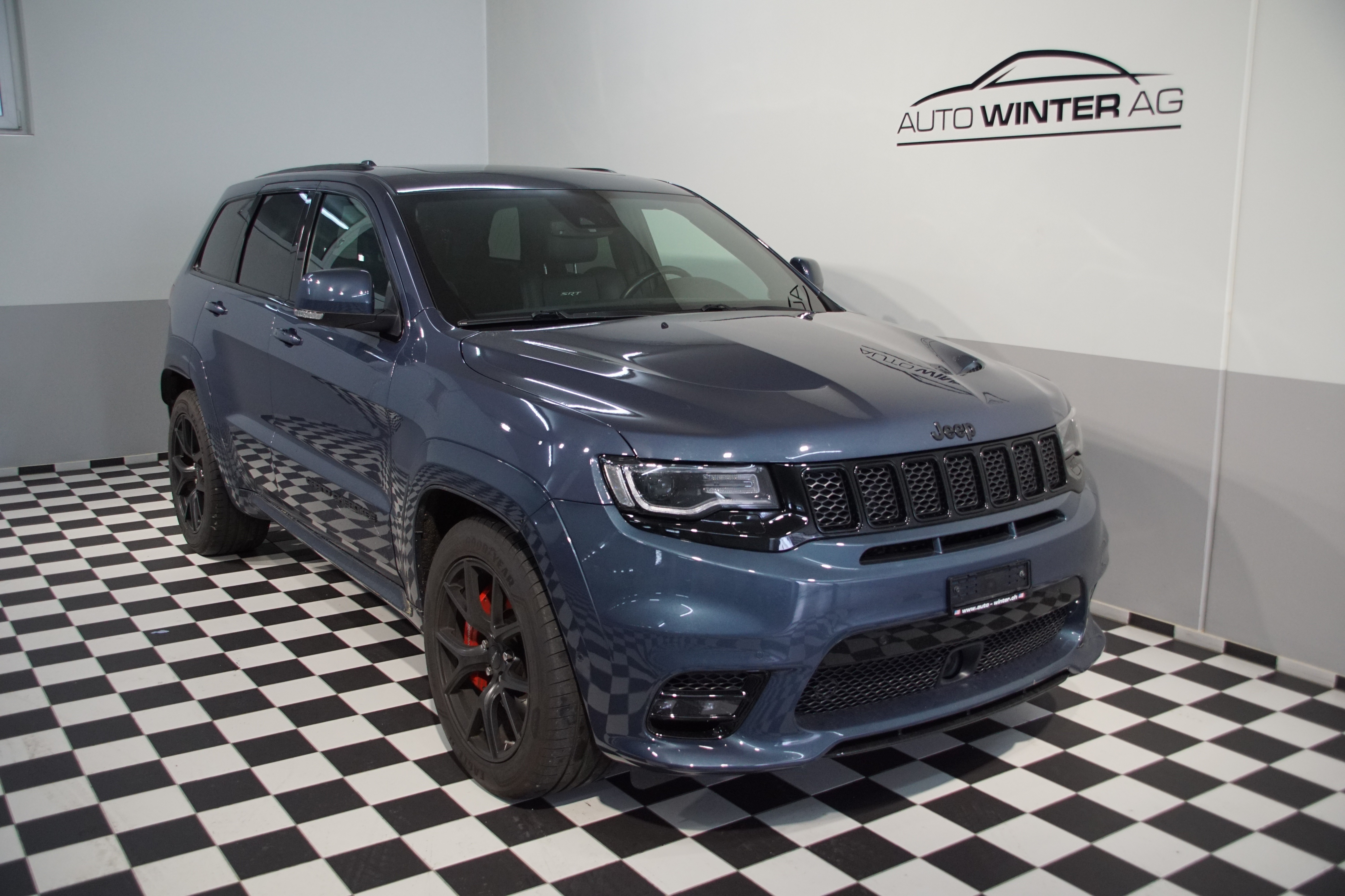 JEEP Grand Cherokee 6.4 V8 HEMI SRT8 Automatic