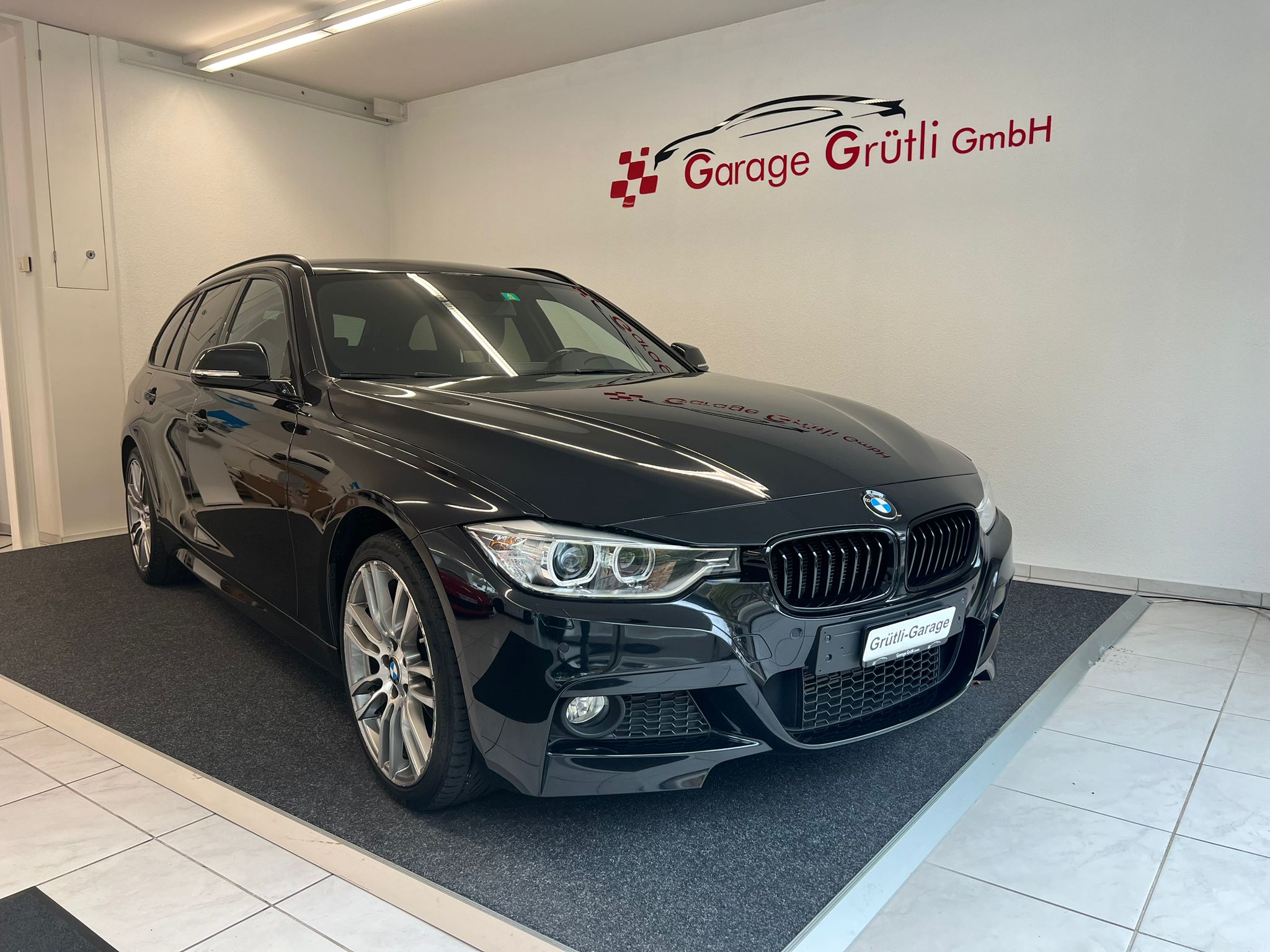 BMW 320d xDrive Touring Sport Line Steptronic