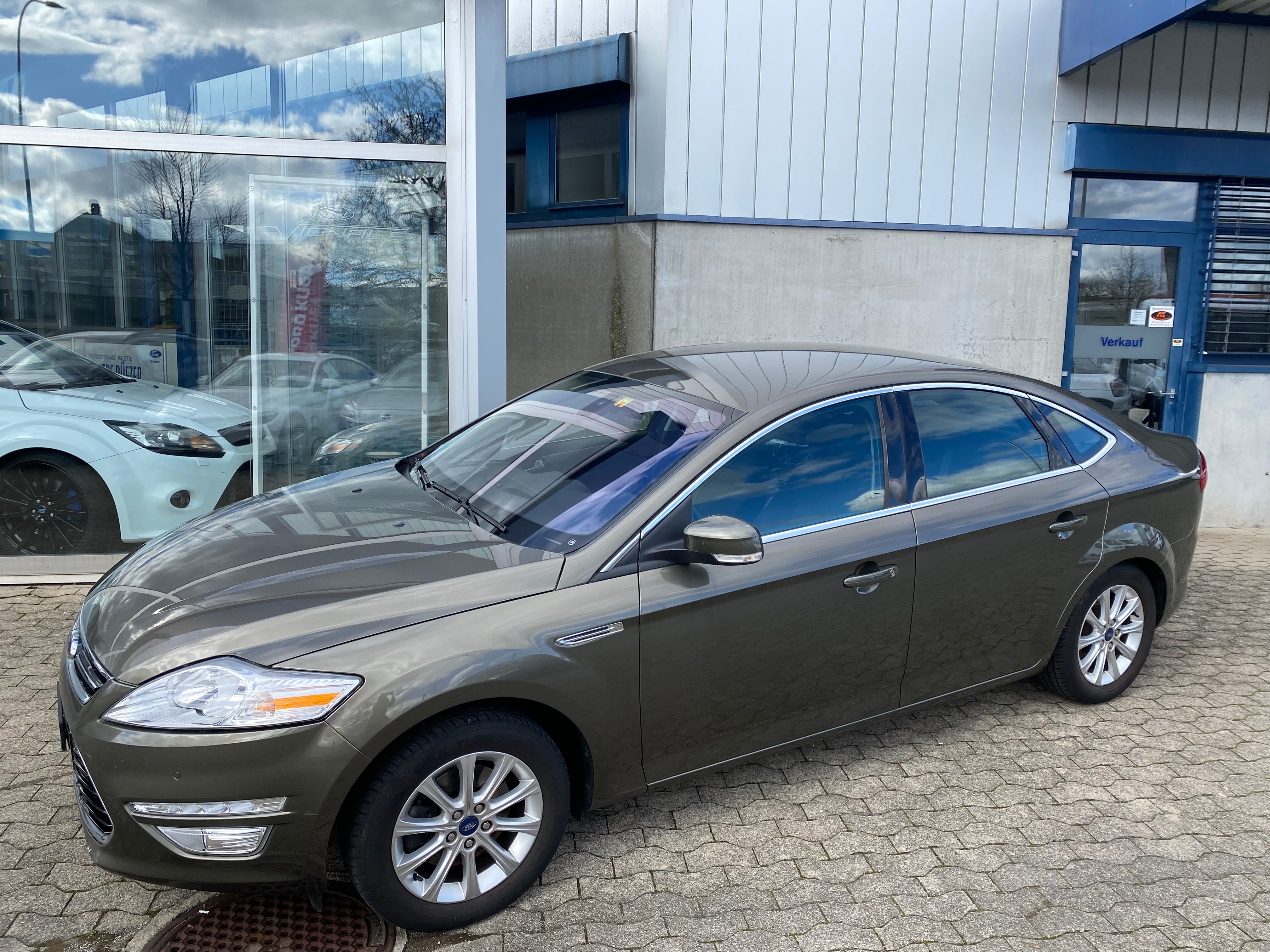 FORD Mondeo 2.0 EcoBoost SCTi Titanium PowerShift