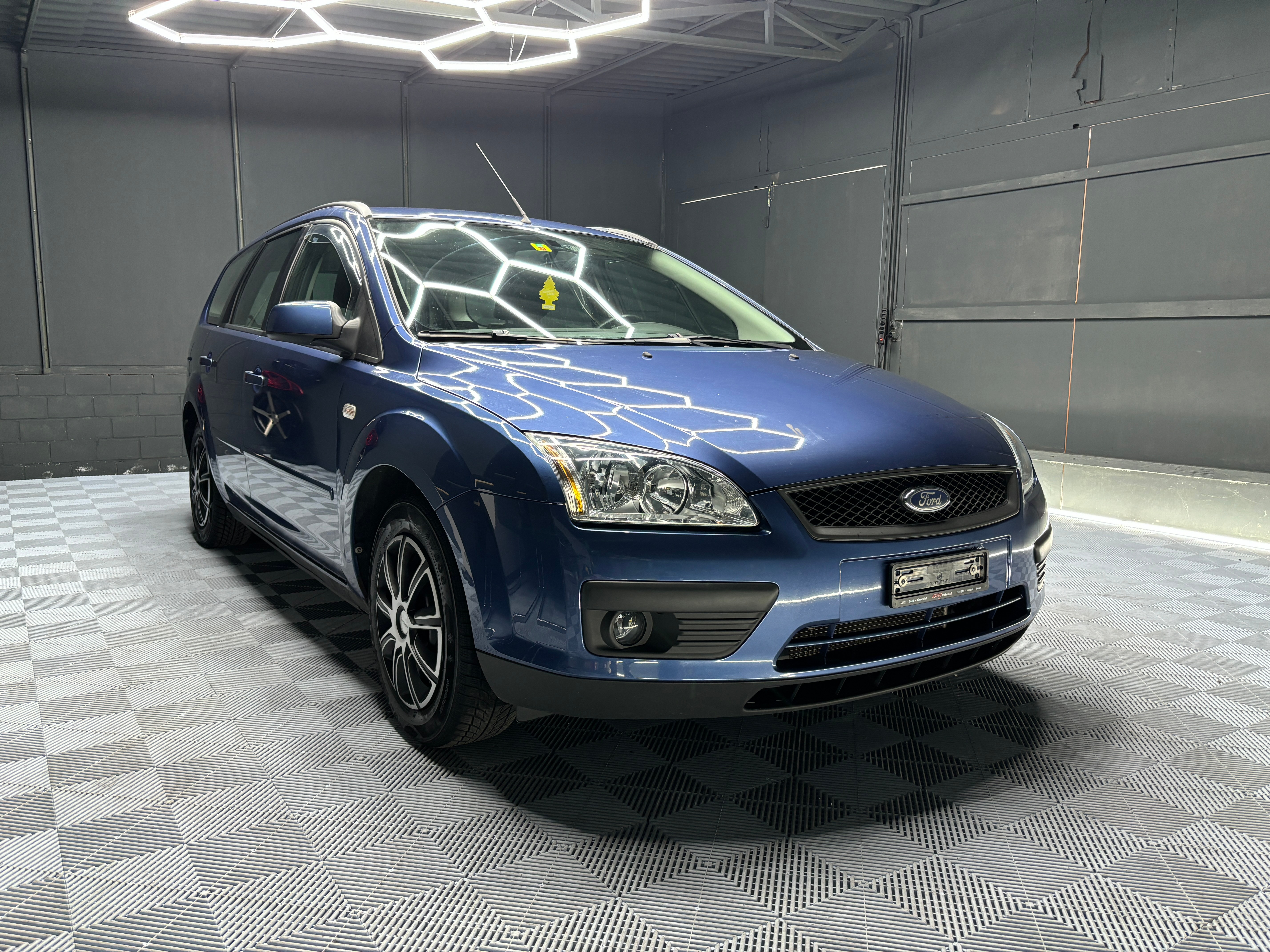 FORD Focus 1.6i VCT Carving